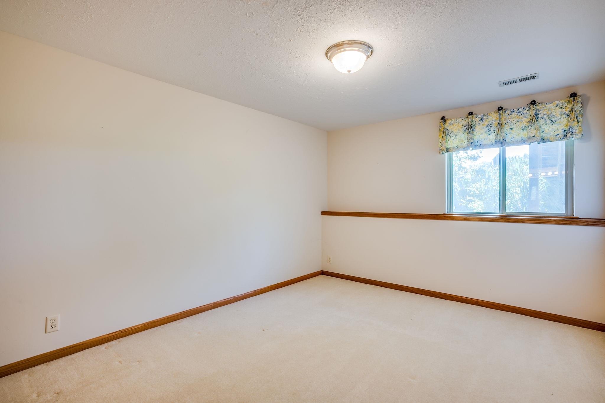 3163 N Lake Ridge Ct Property Photo 29