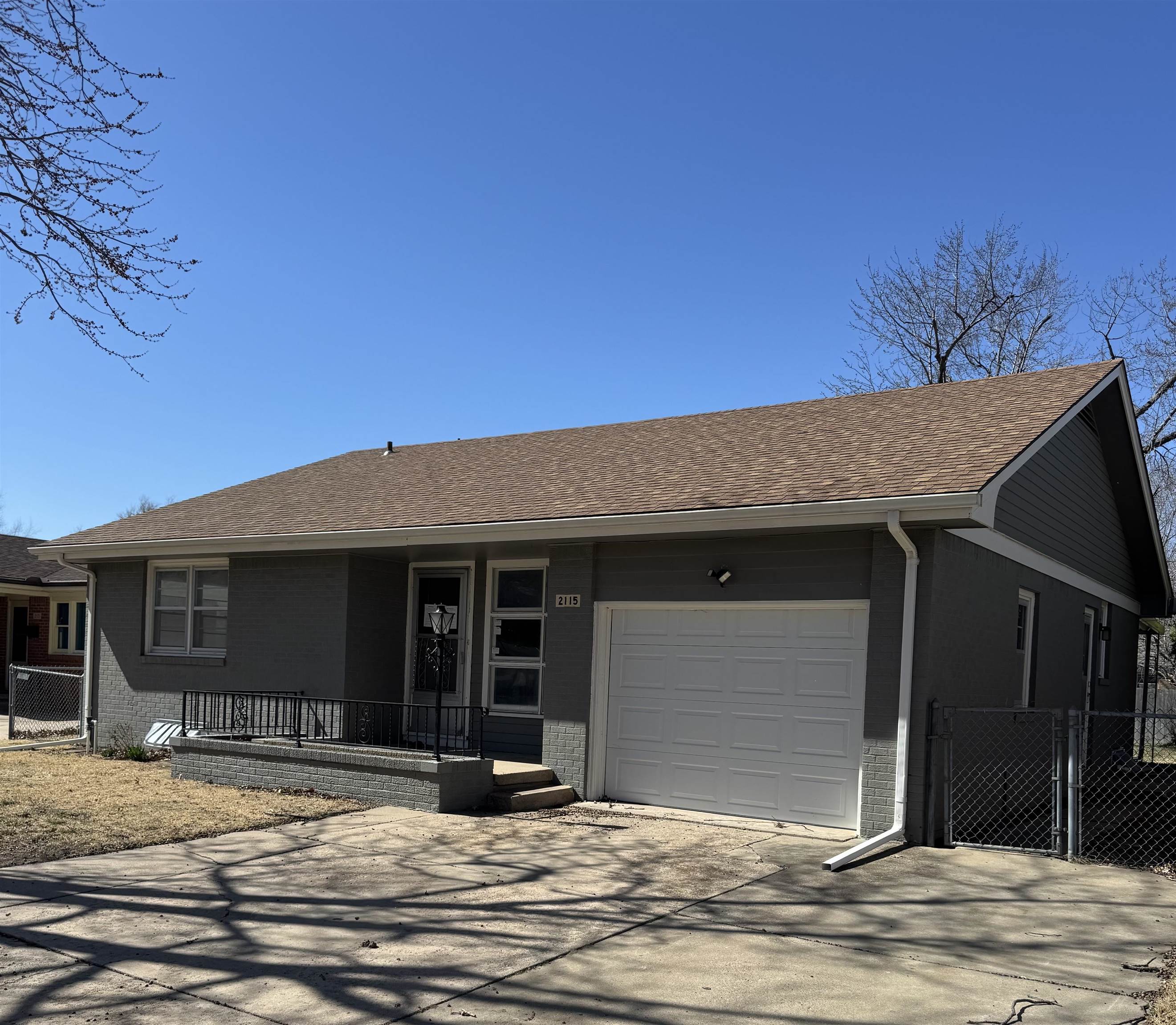 2115 S Volutsia Property Photo