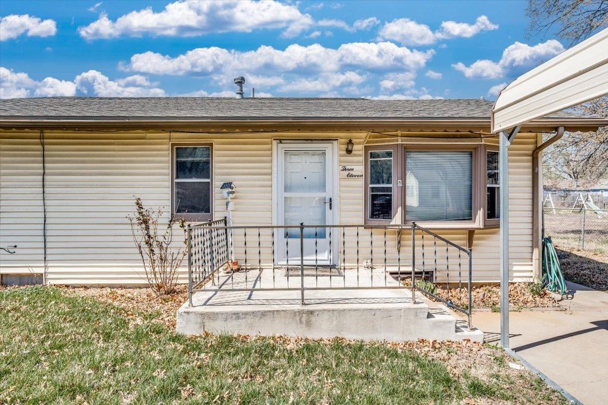 311 N Burns Ave Property Photo