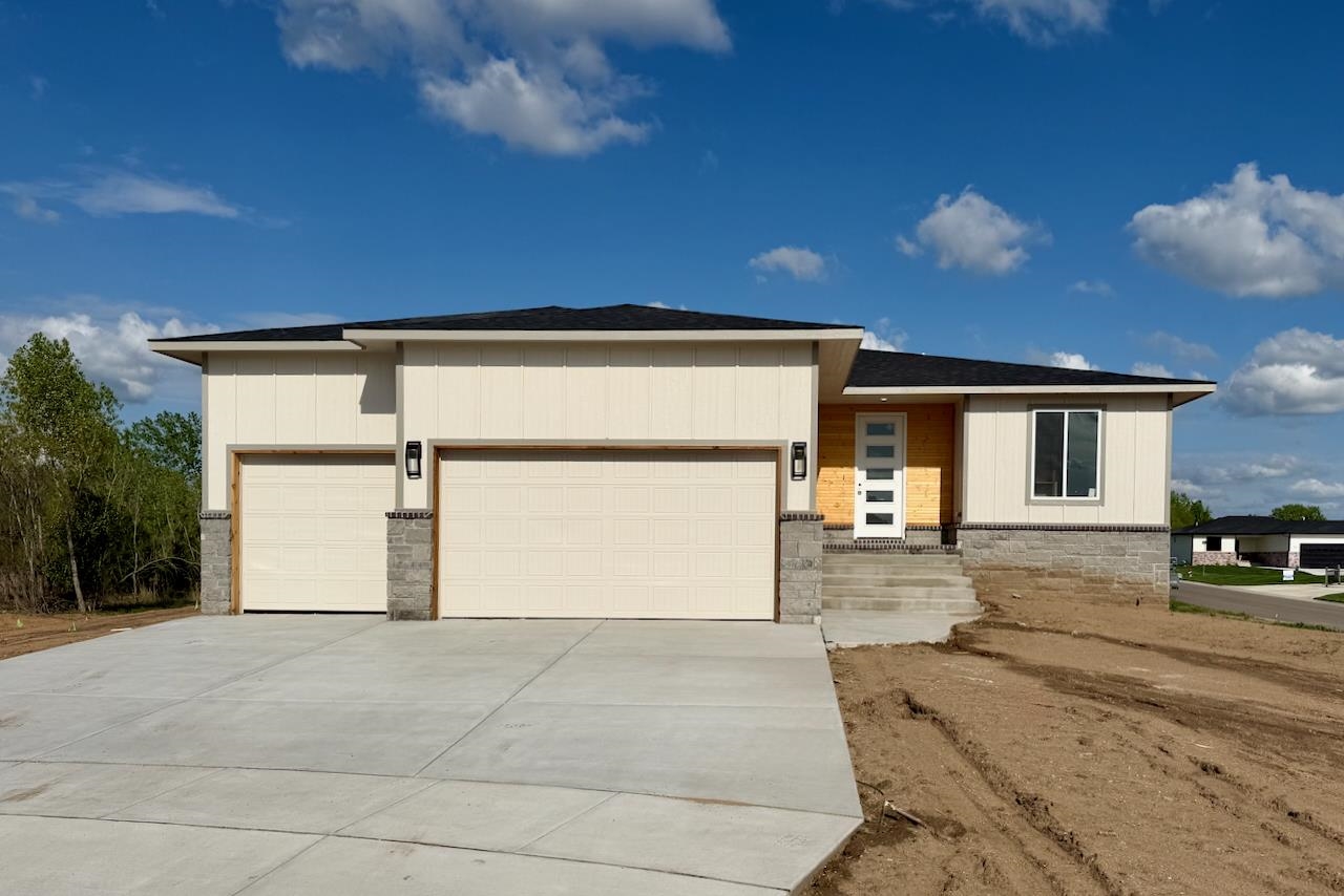 Real Estate Main Image