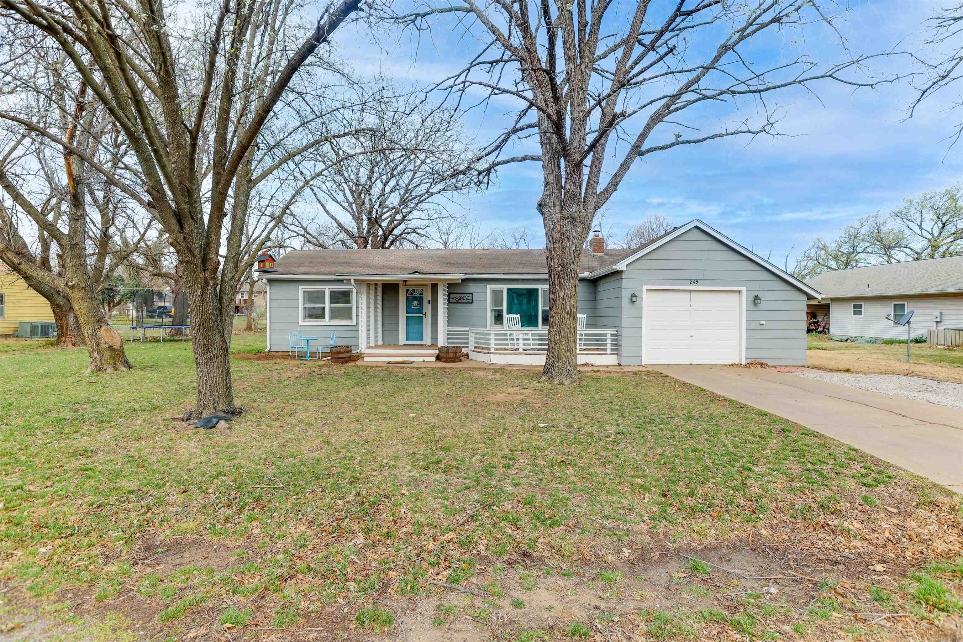 67026 Real Estate Listings Main Image