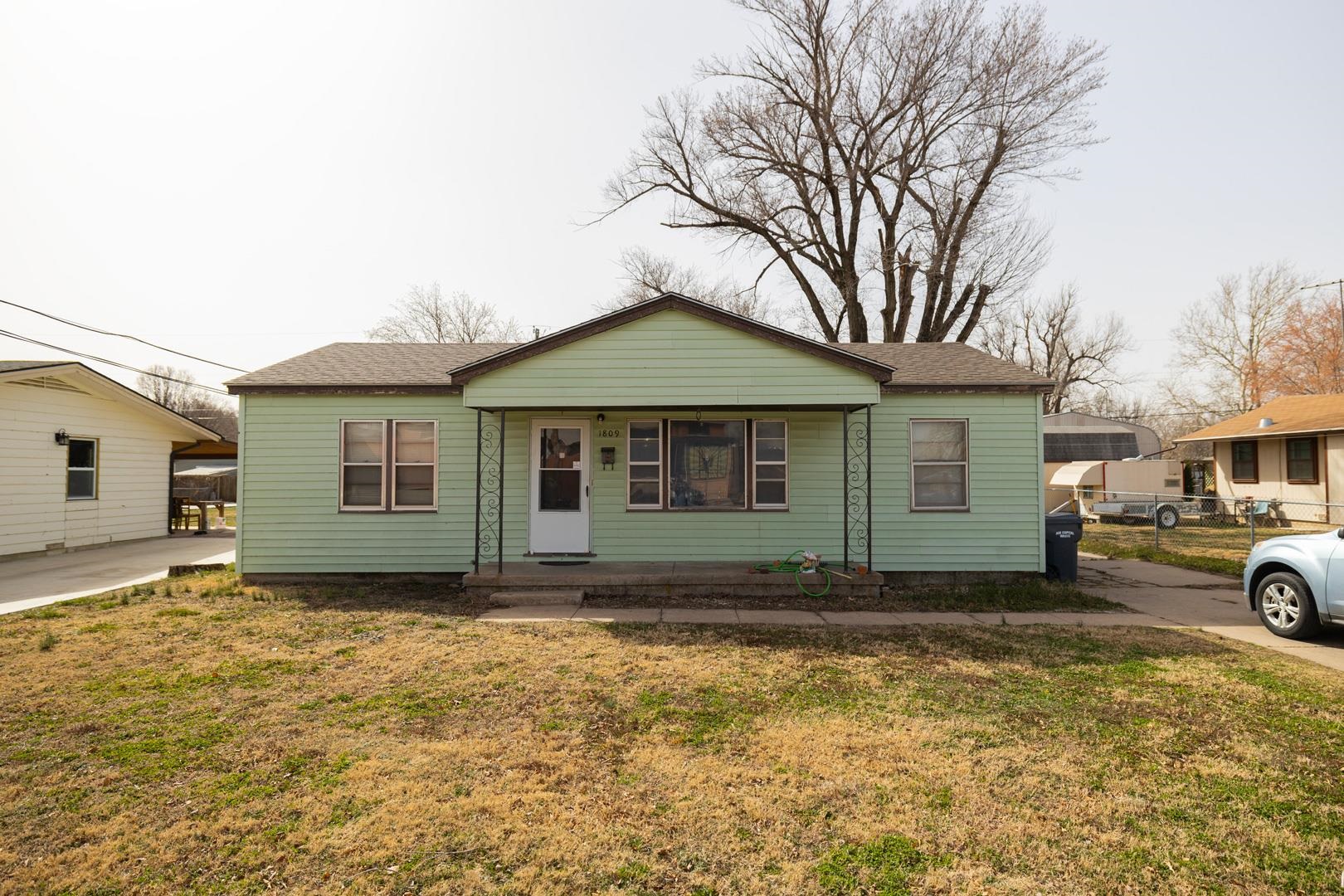1809 E 51st St. S. Property Photo