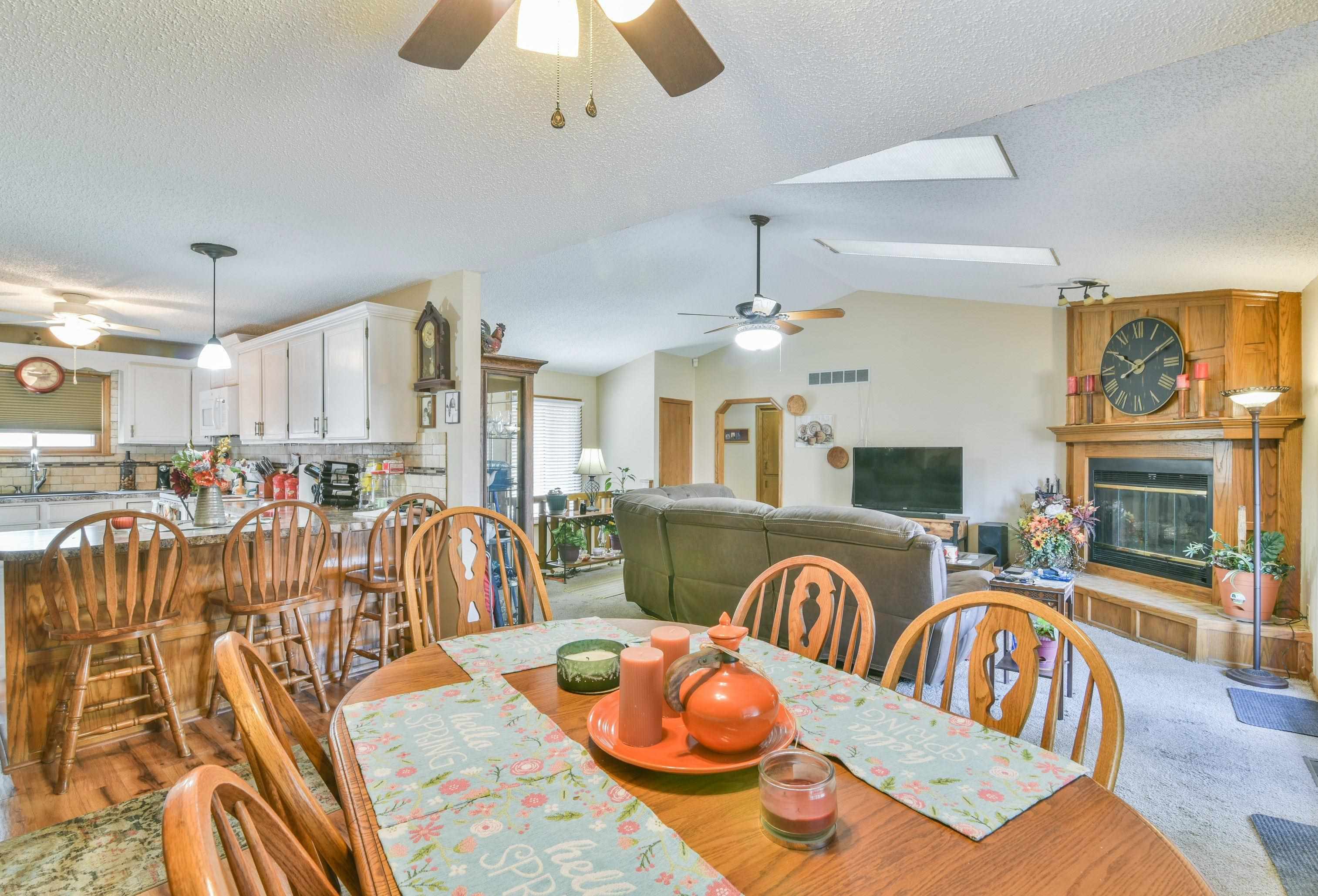 1625 N Skyview Property Photo 8