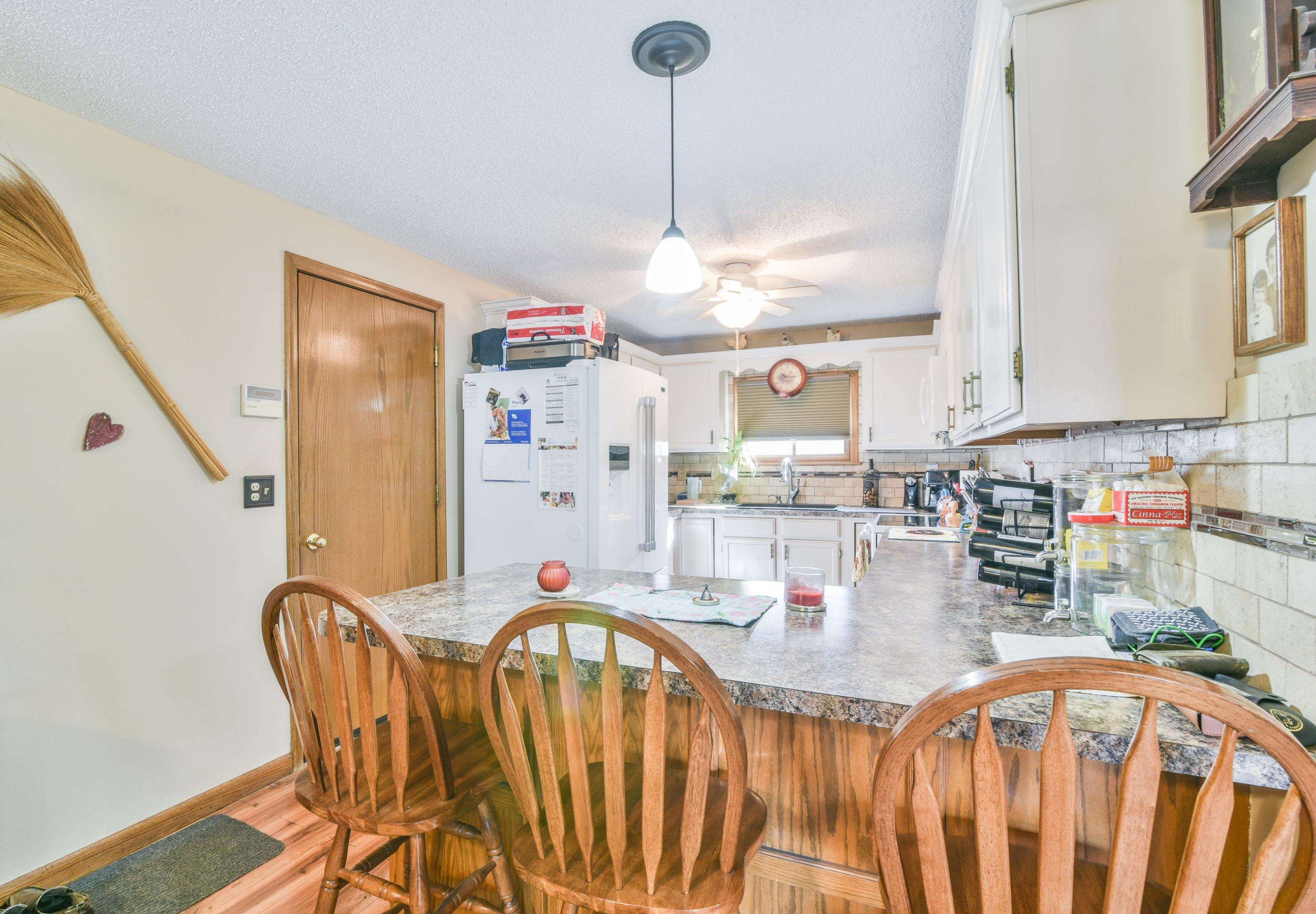 1625 N Skyview Property Photo 9