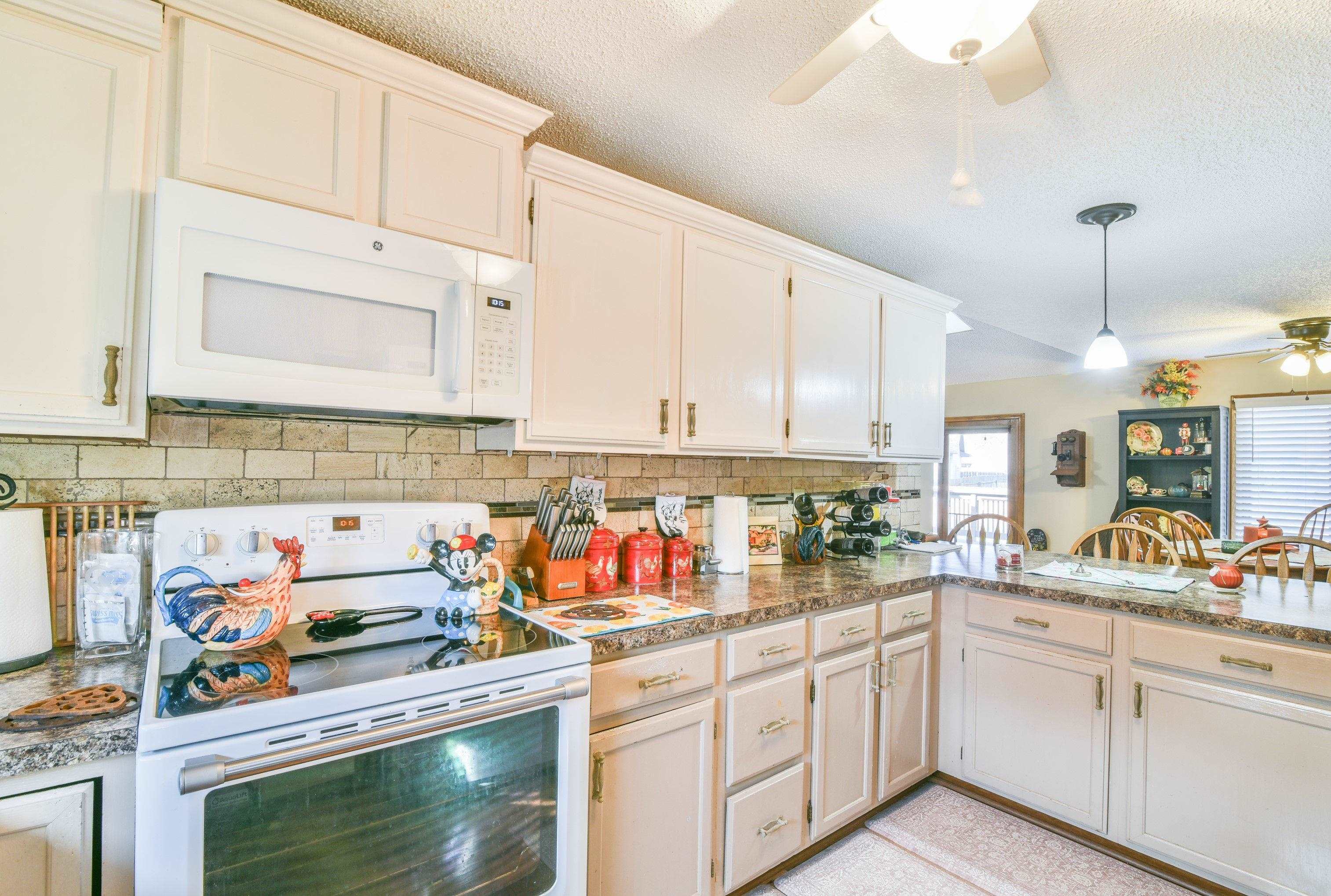 1625 N Skyview Property Photo 11