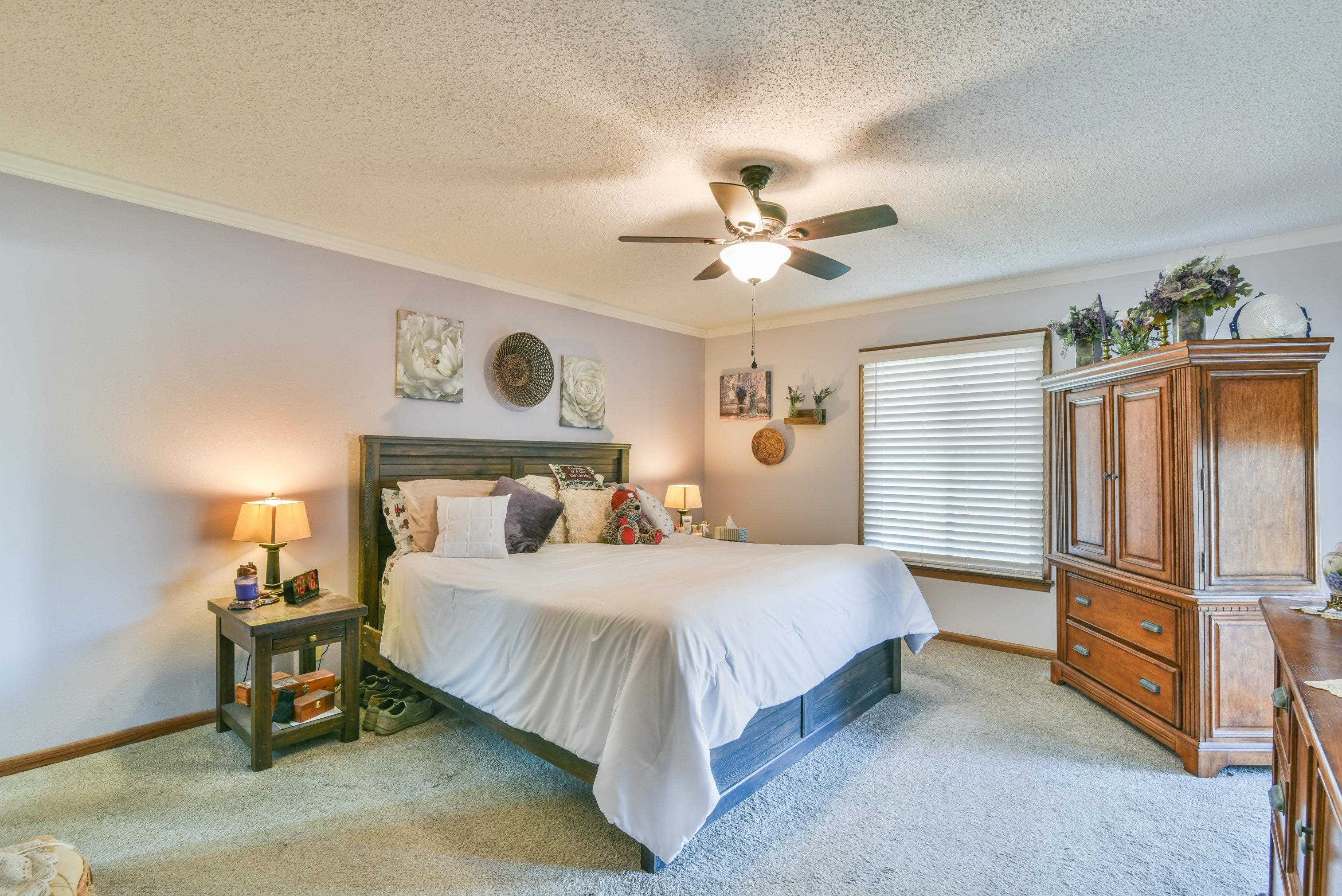 1625 N Skyview Property Photo 12