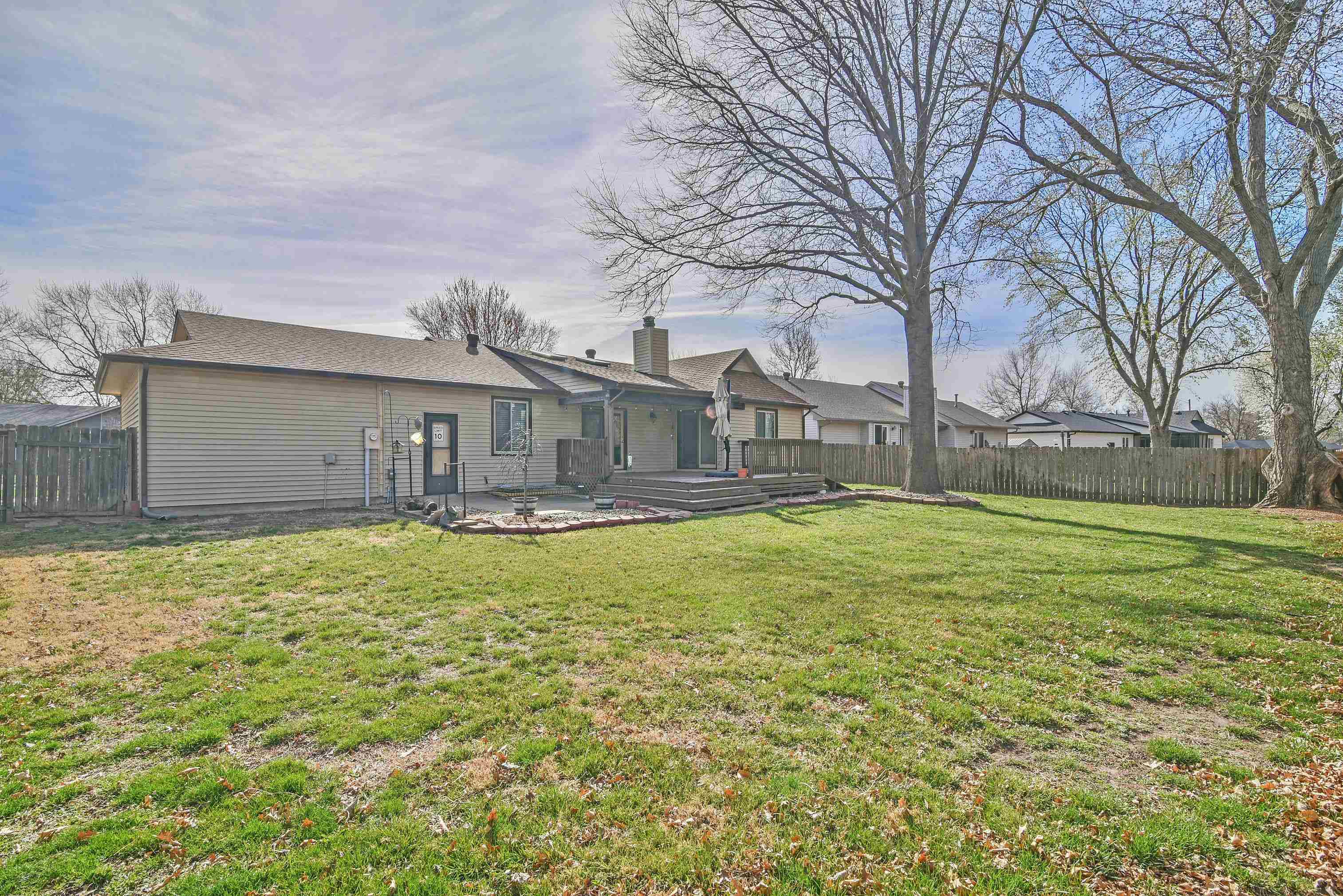 1625 N Skyview Property Photo 26