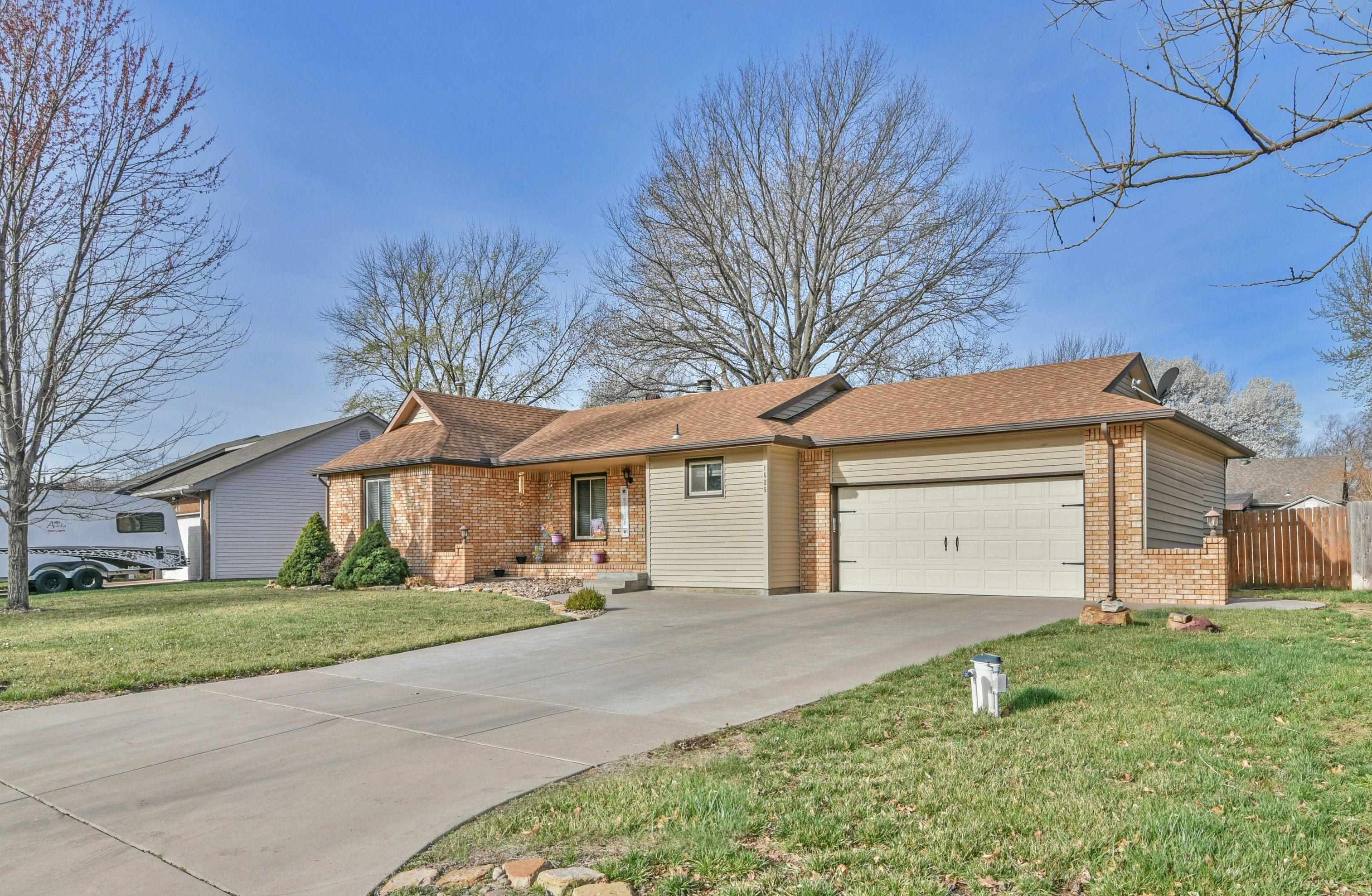 1625 N Skyview Property Photo 31