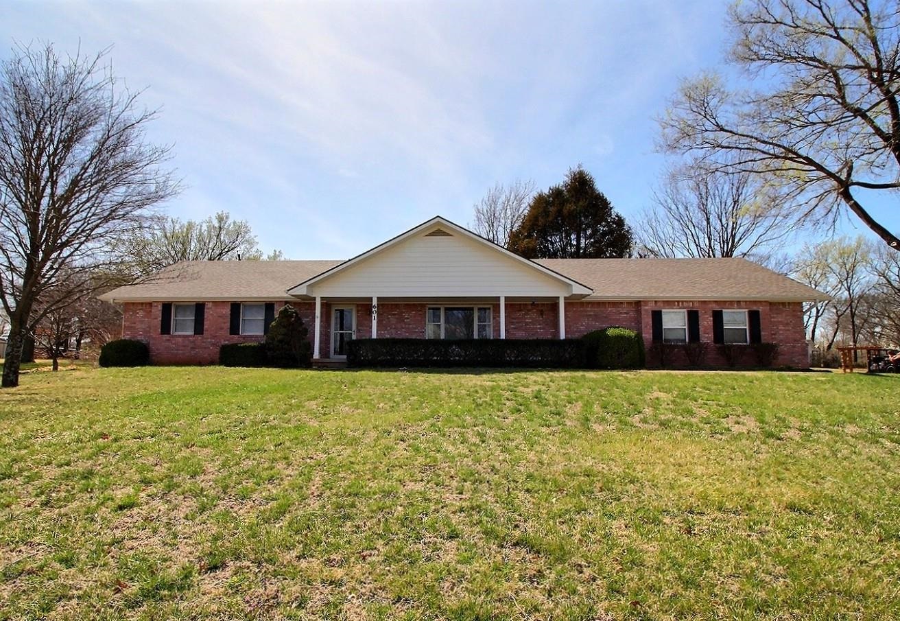 601 Cathlinda Ct Property Photo