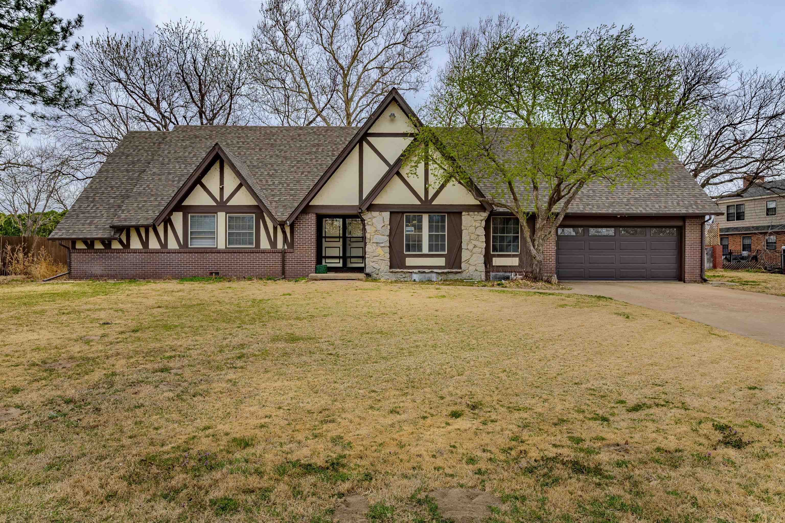 Benjamin Hills Real Estate Listings Main Image
