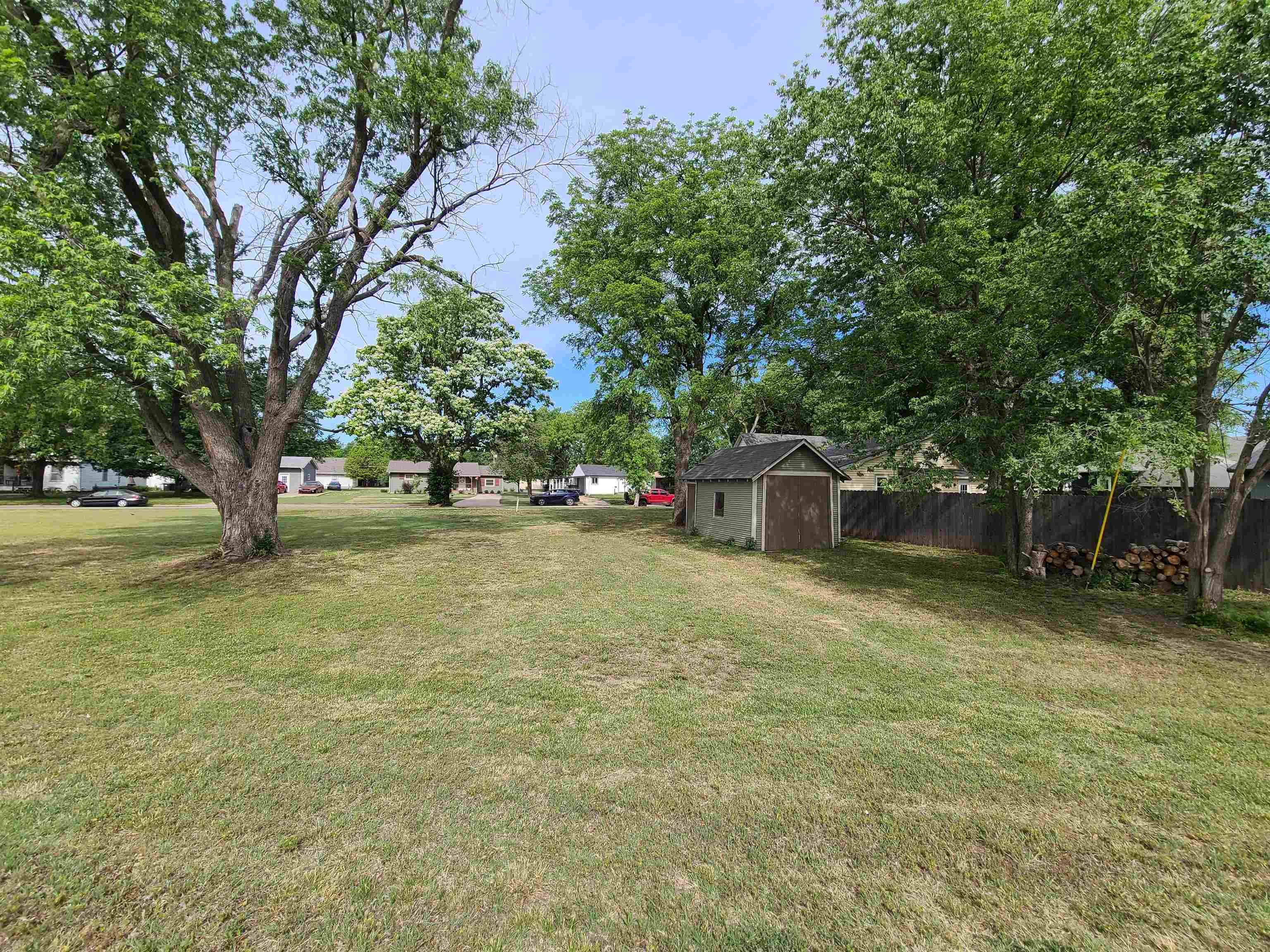317 S 2nd St Property Photo 4