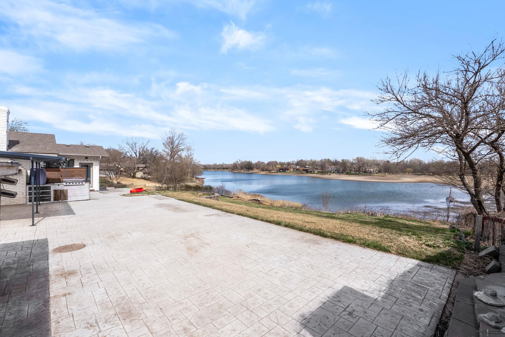 16 S Lakeview Dr Property Photo 23