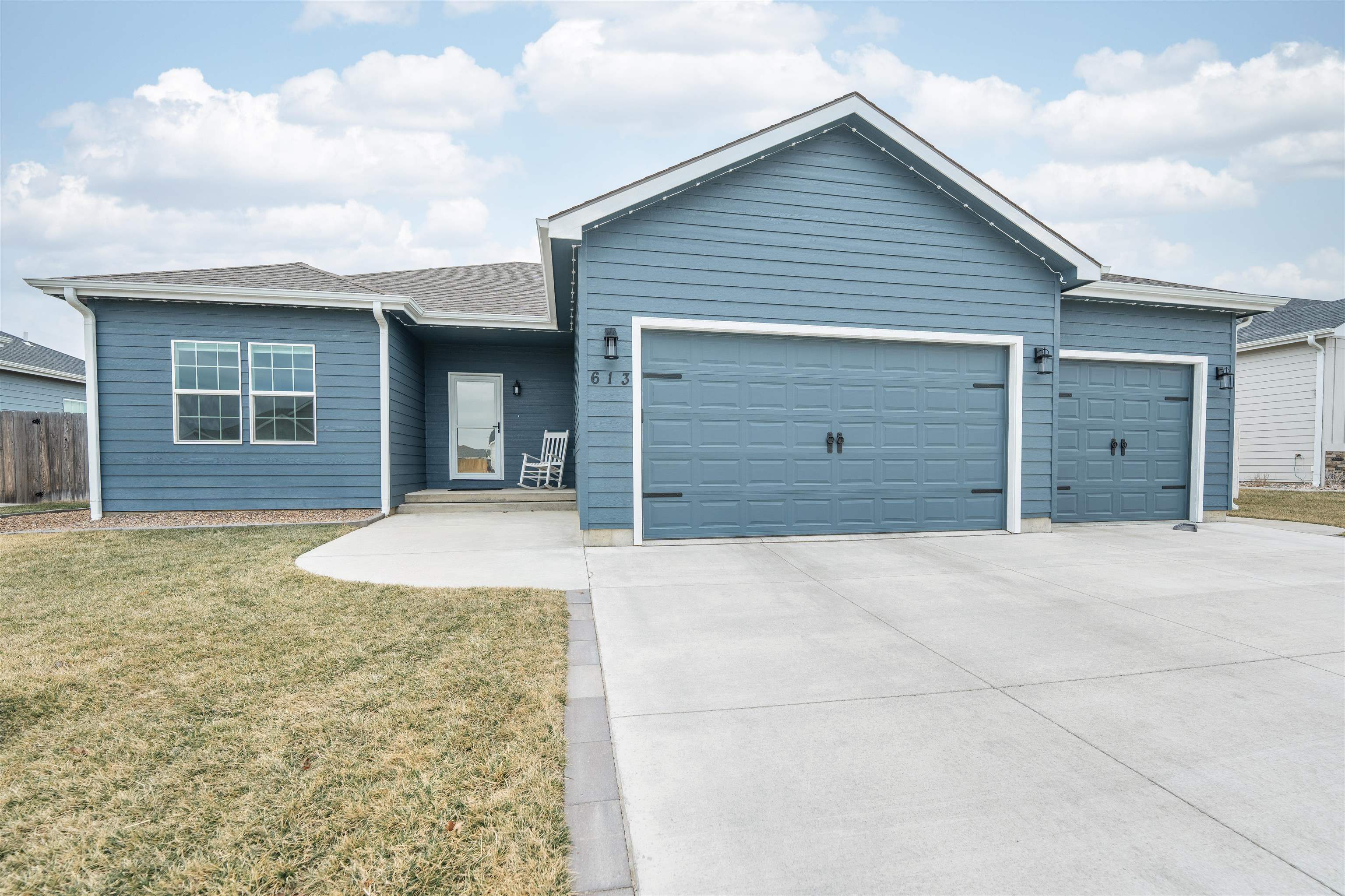 613 Covey Ct Property Photo