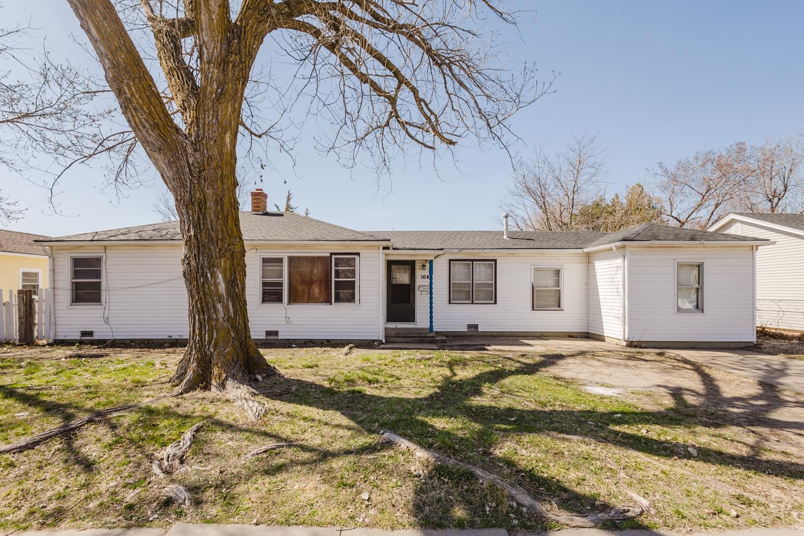 1645 N Oliver Property Photo 1