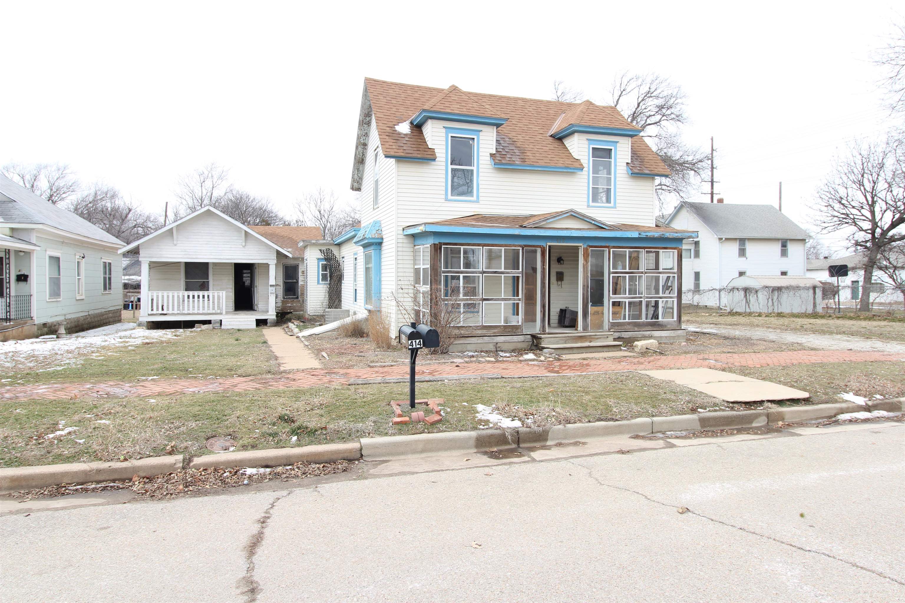 412 S Washington Property Photo