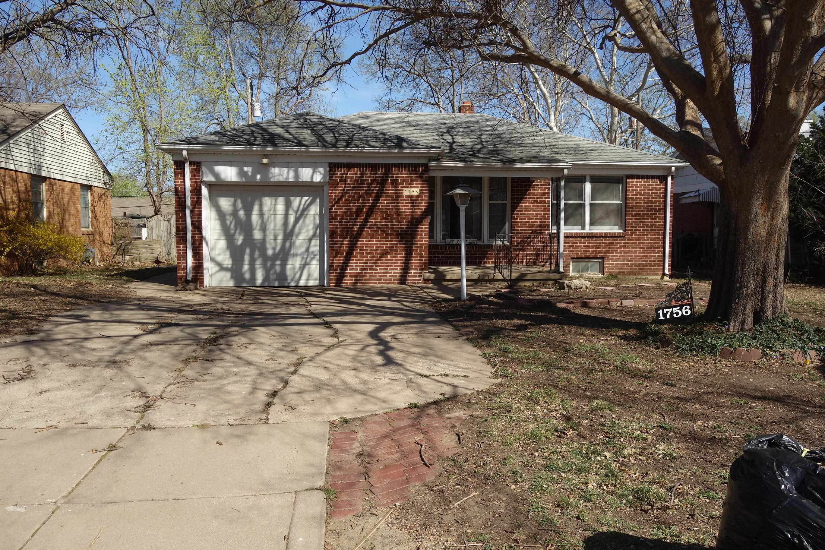 1756 S Lexington Rd Property Photo