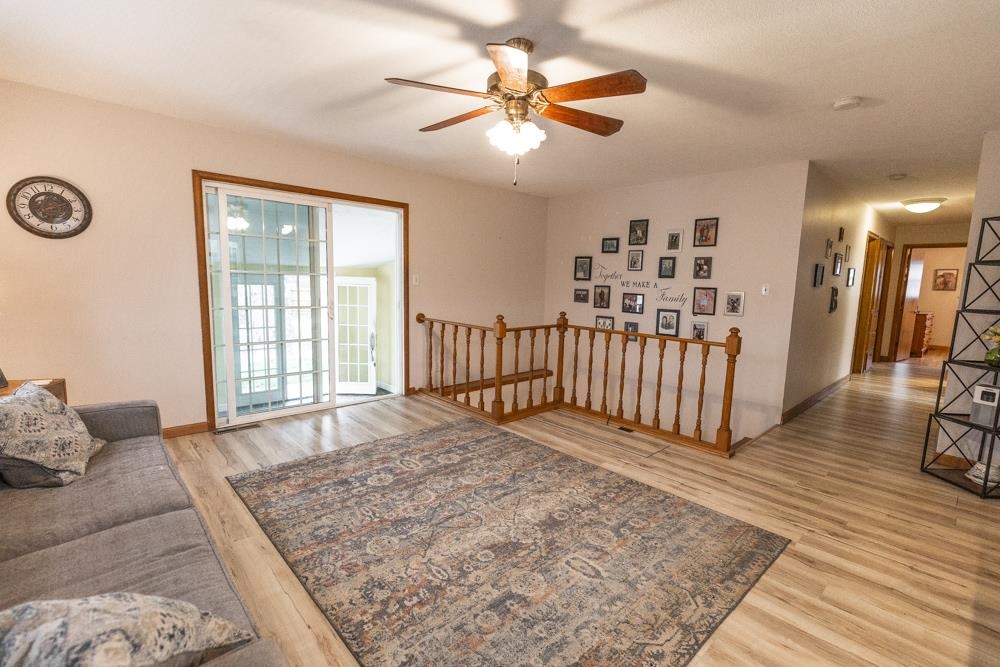 2044 Quincy Cir Property Photo 2