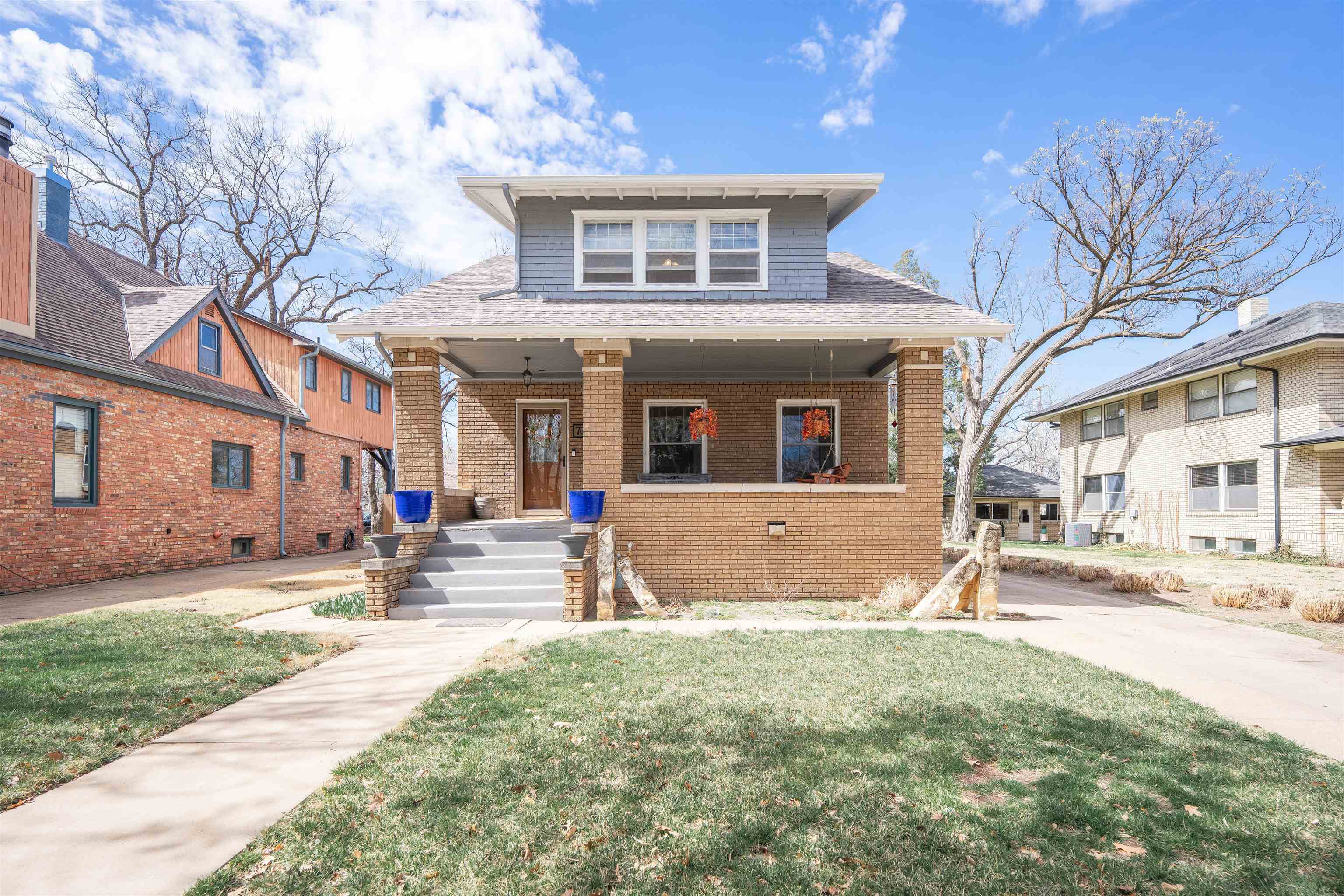 708 Highland Ave Property Photo