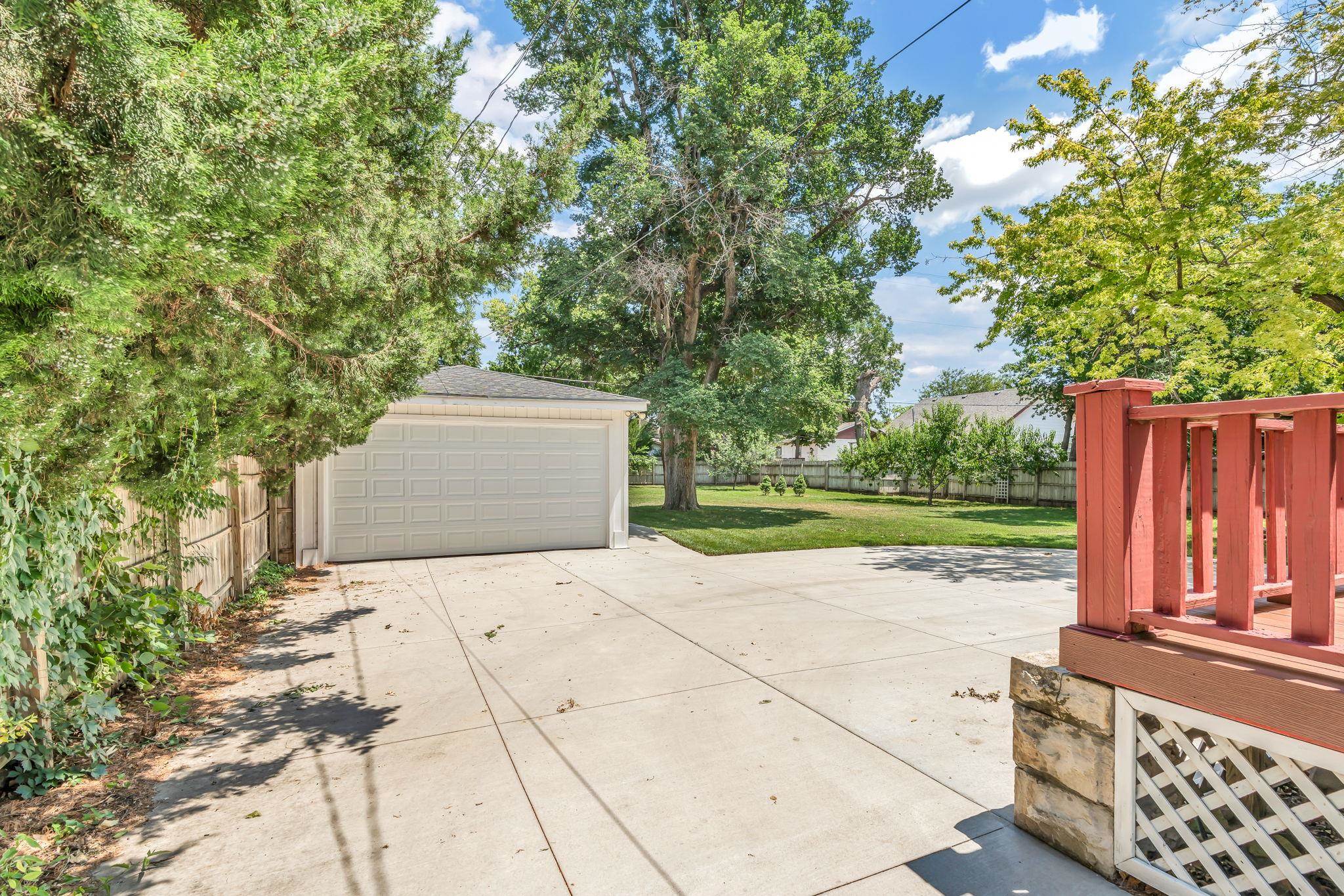 673 S Santa Fe Ave Property Photo 25