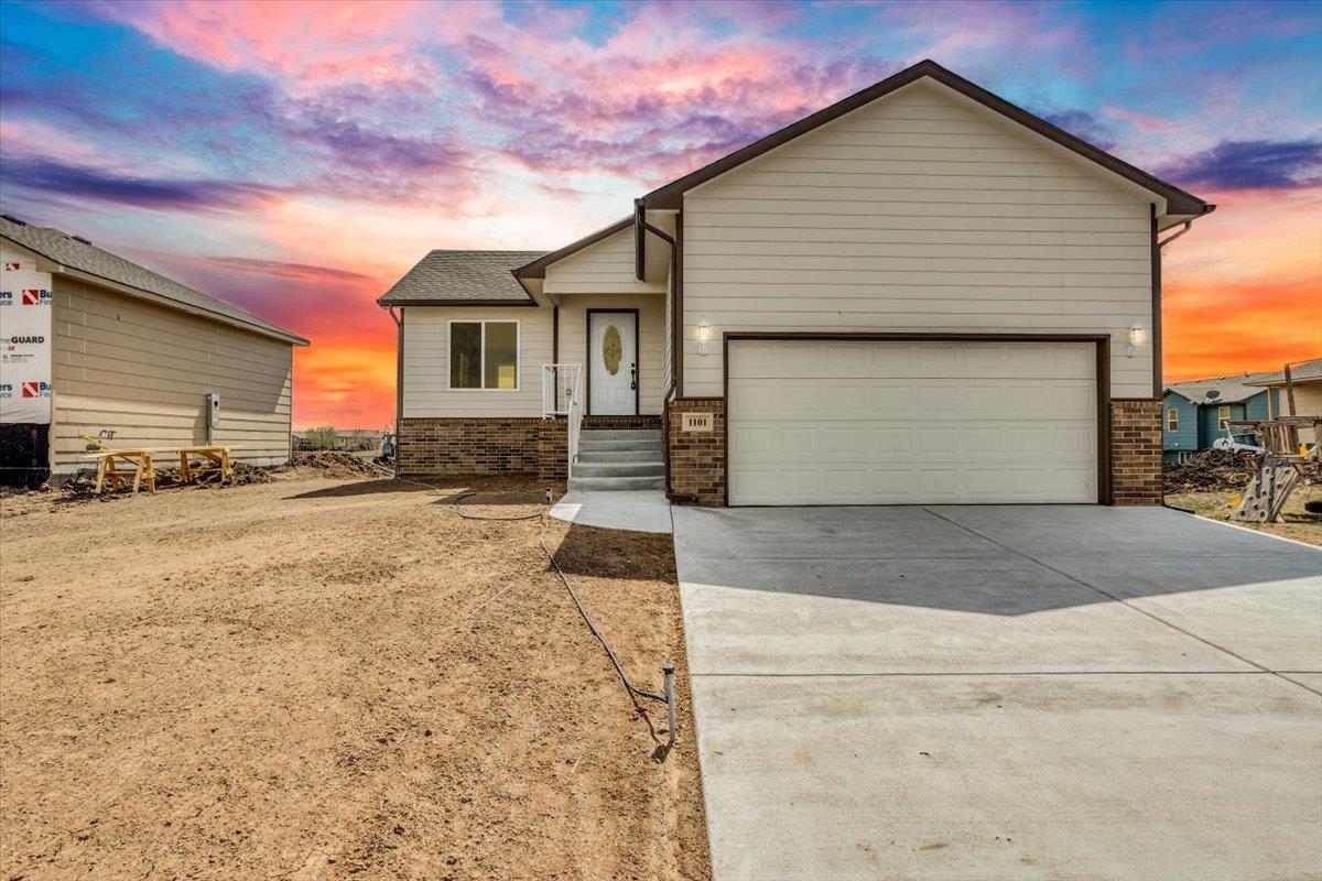 Valley Center Real Estate Listings Main Image