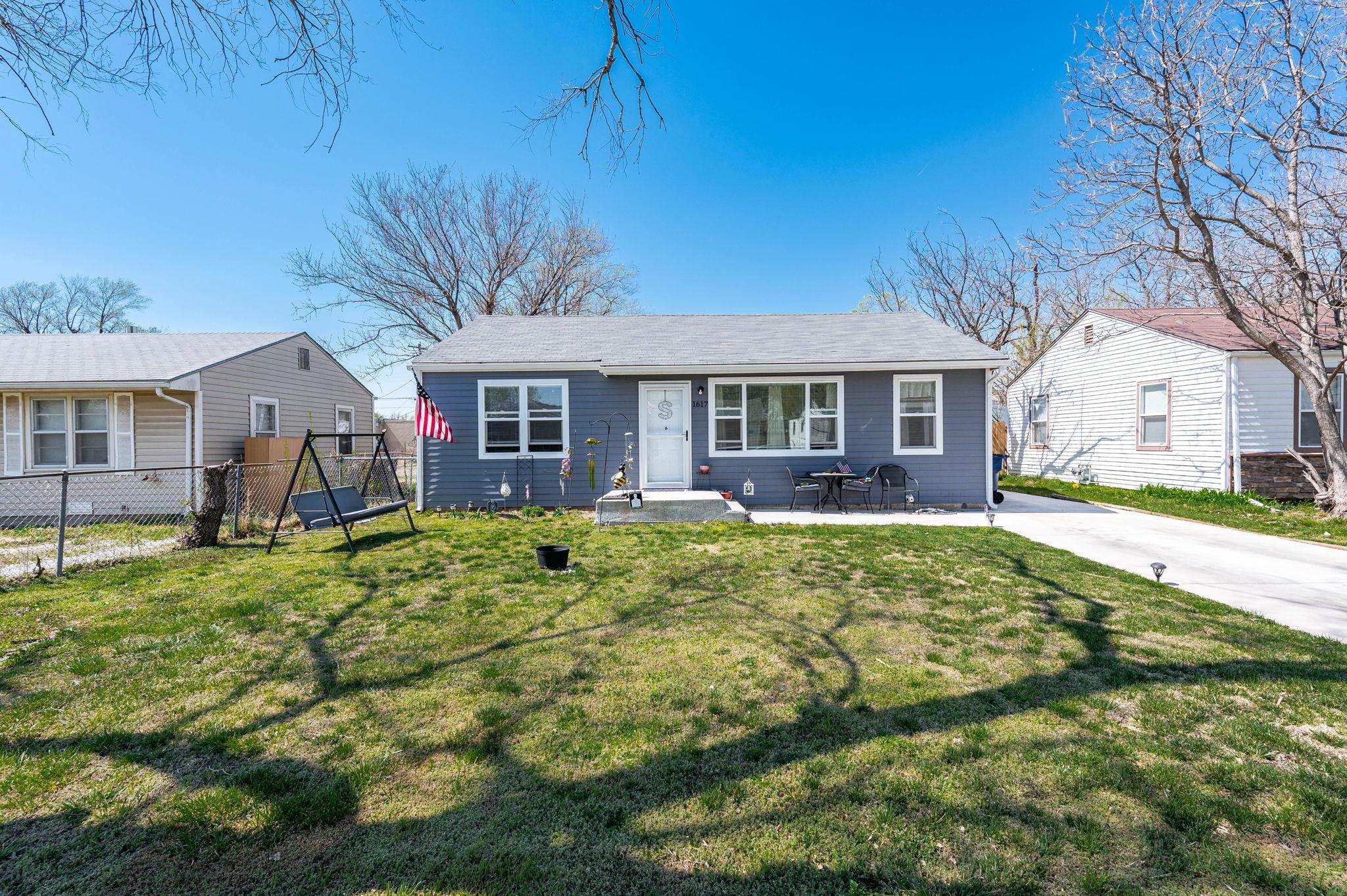1617 S Sedgwick St Property Photo