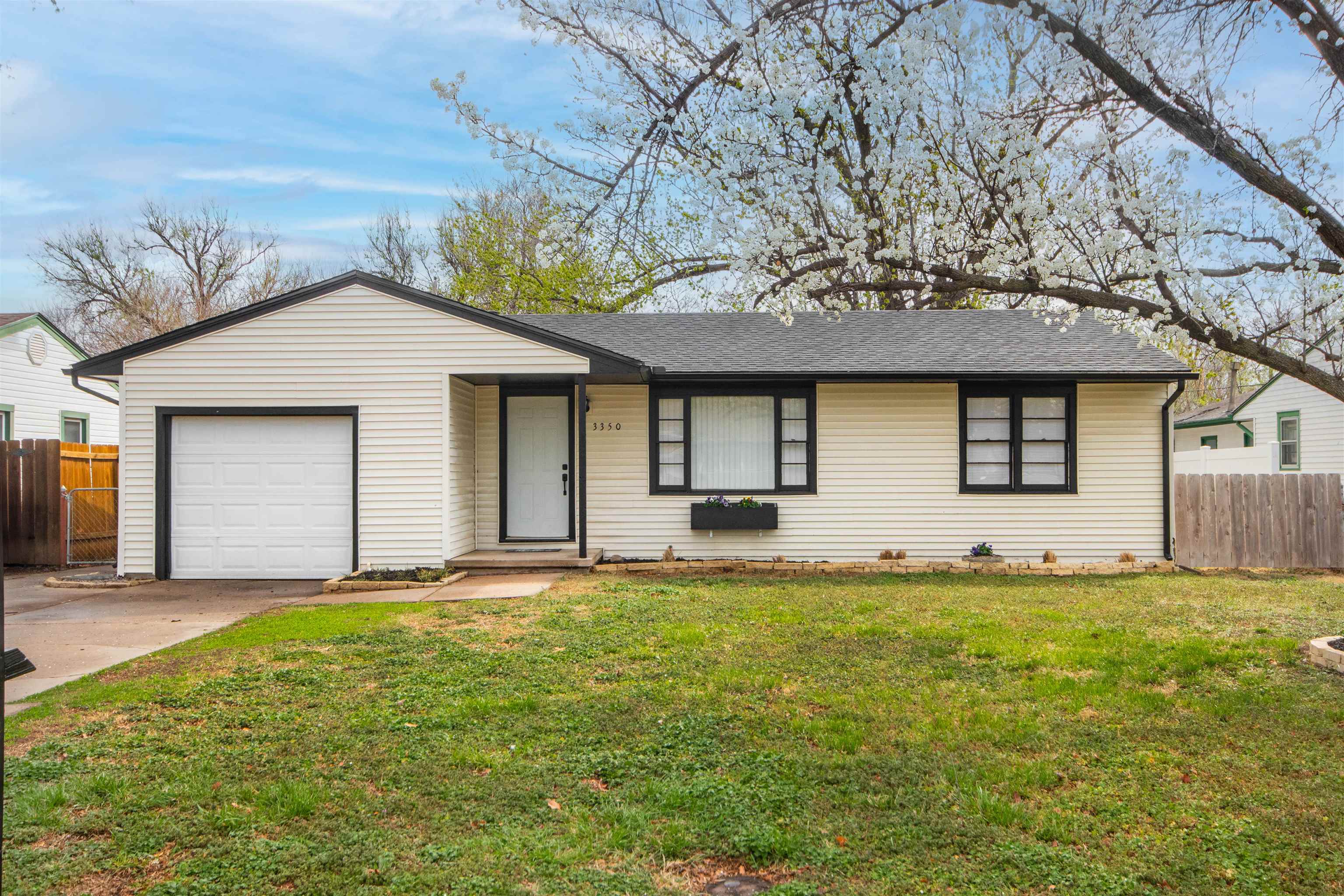 3350 S Downtain St Property Photo