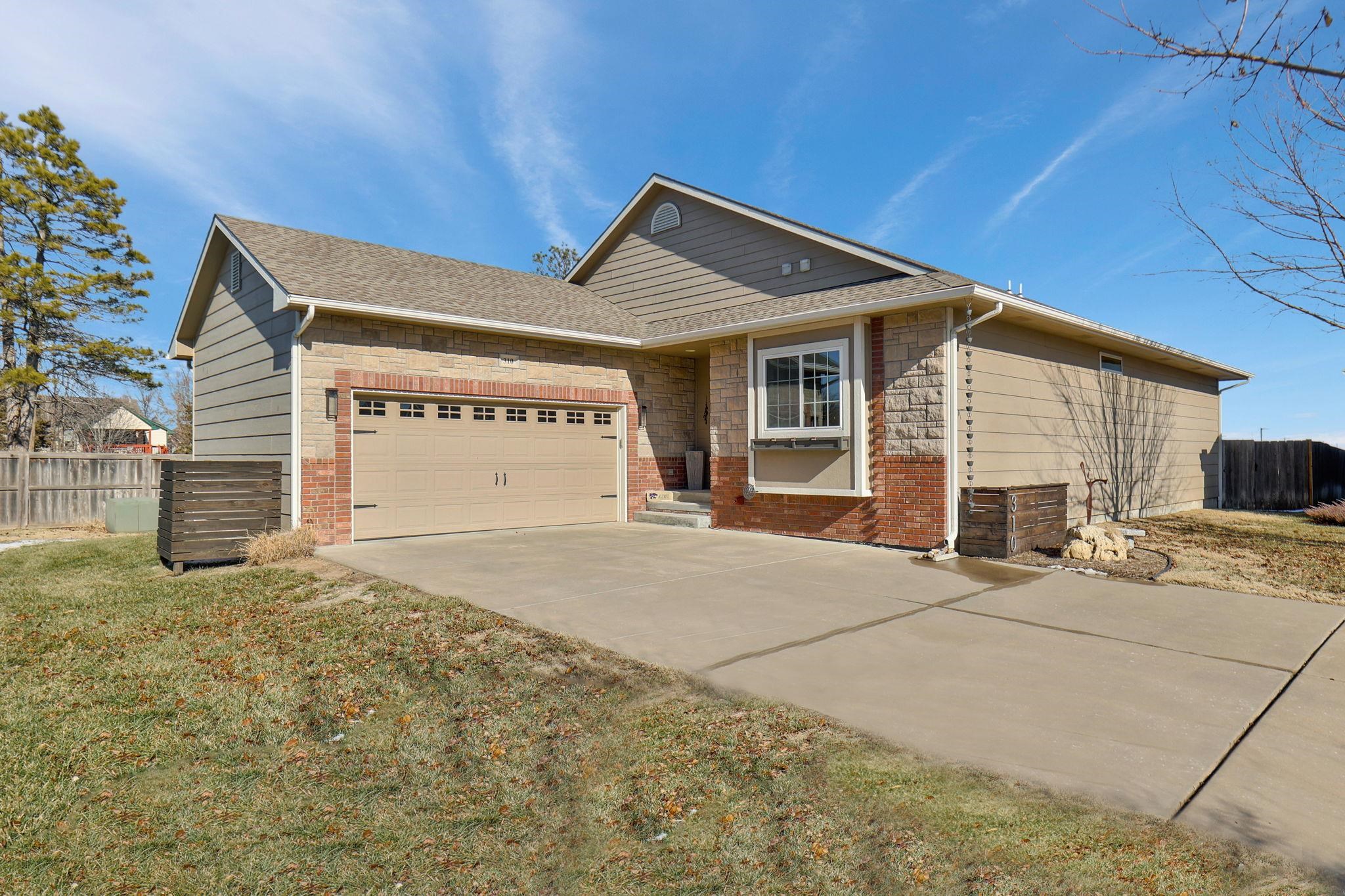 310 S Nineiron Court Property Photo