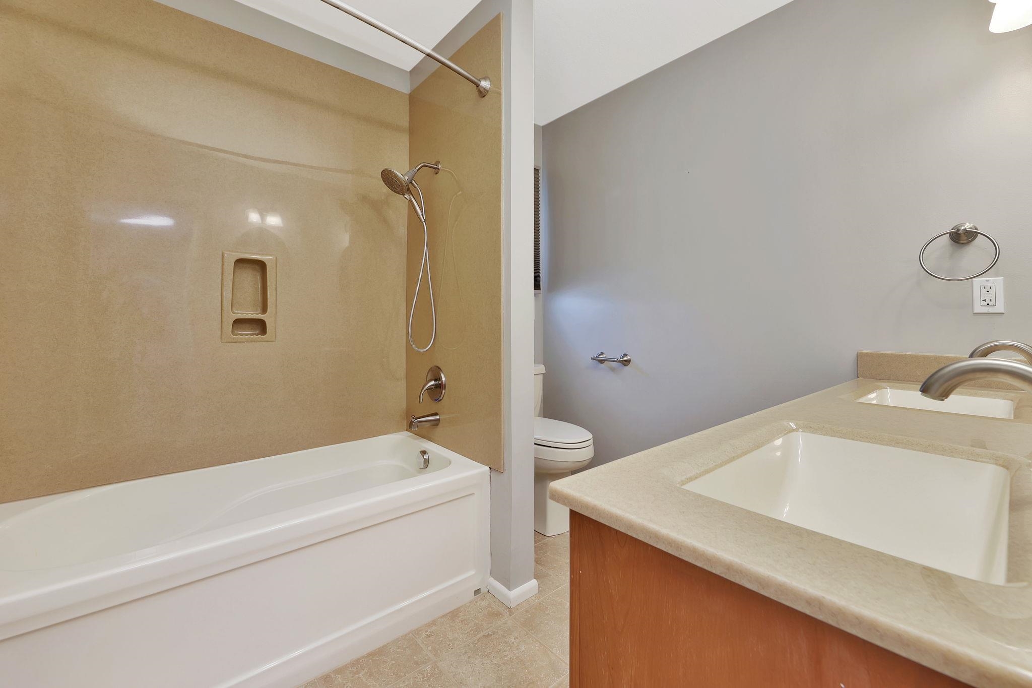 649 N 159th St E Property Photo 18