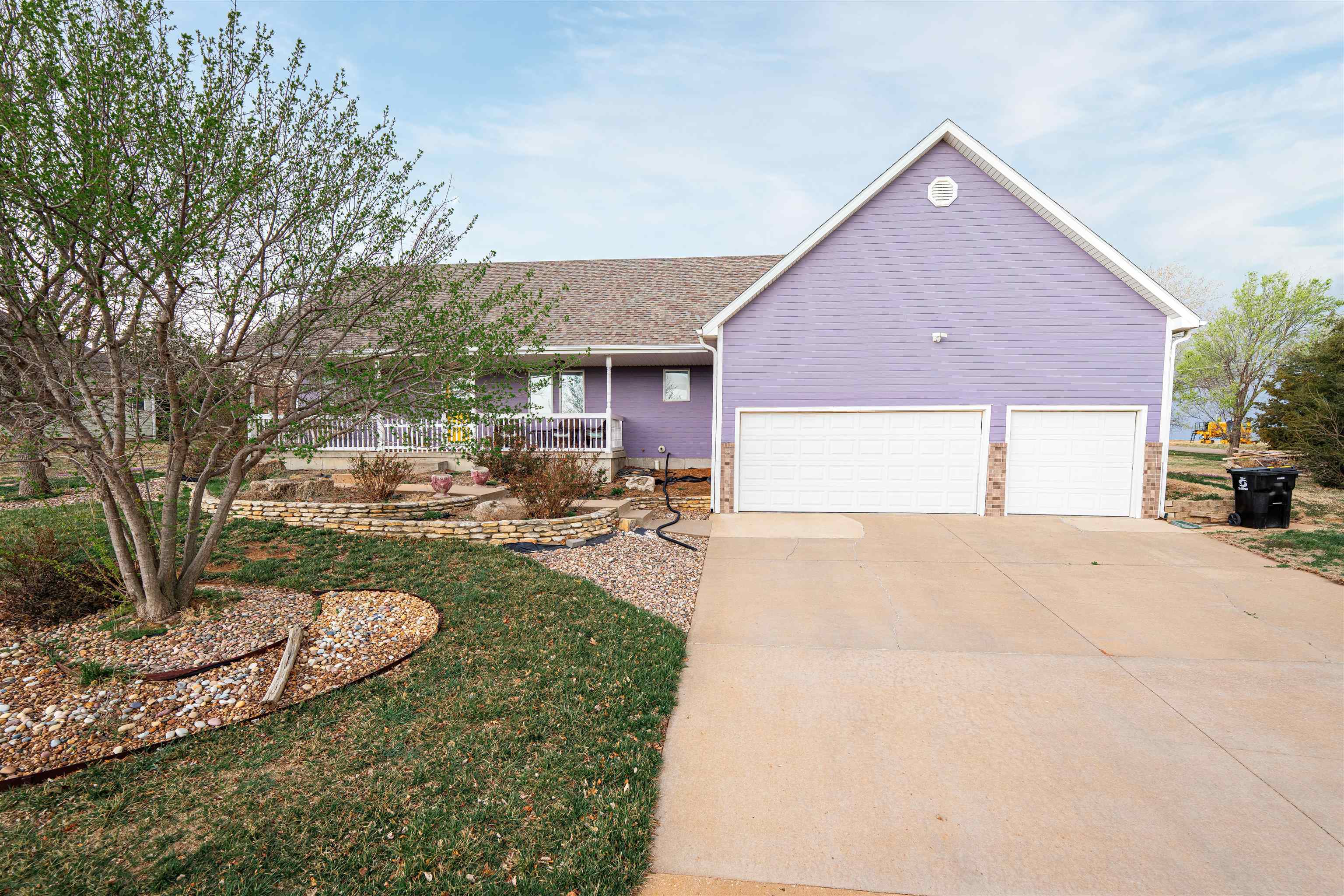 1802 Blue Stem Ln Property Image