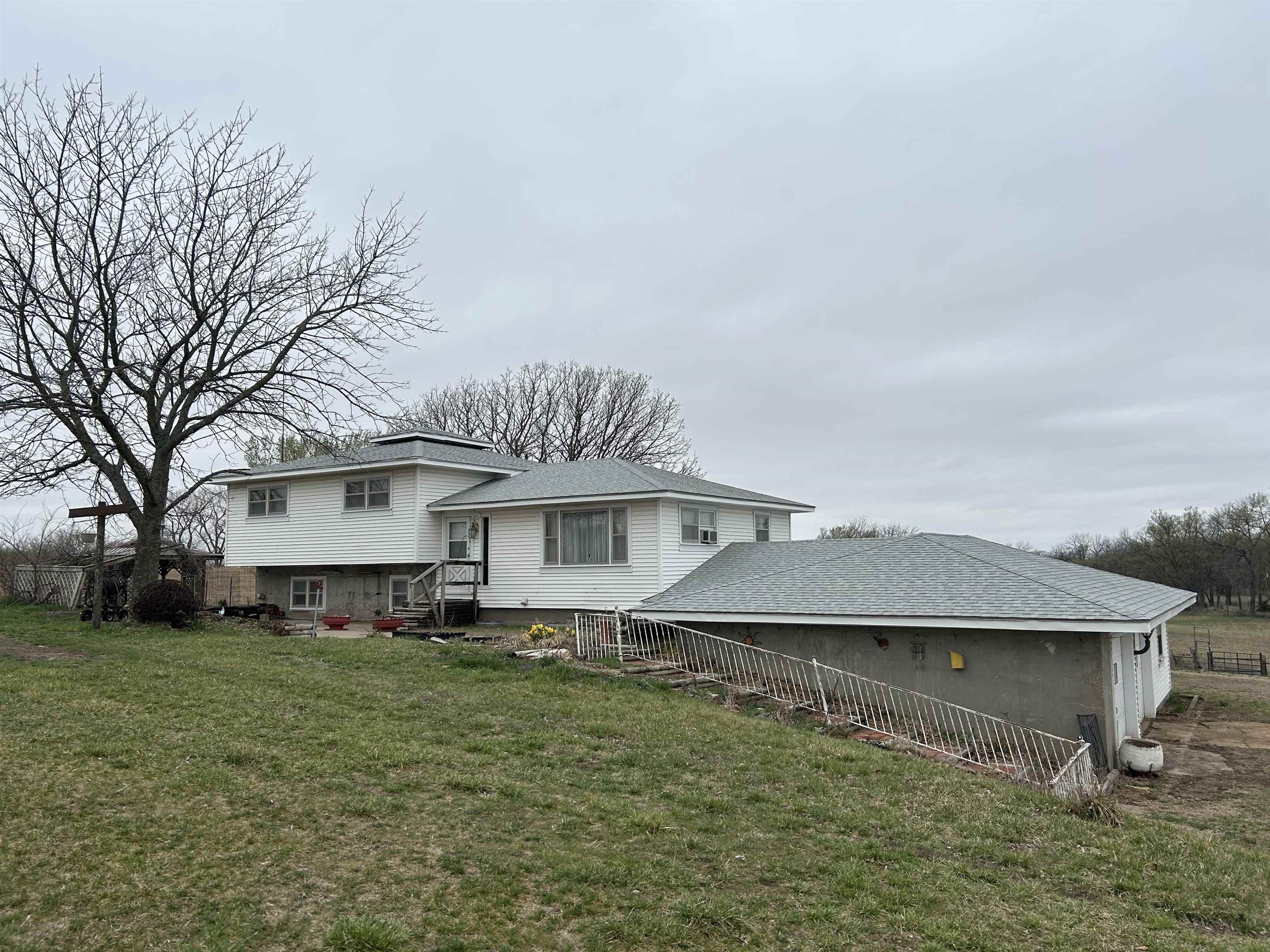 4083 Se Flinthills Property Photo