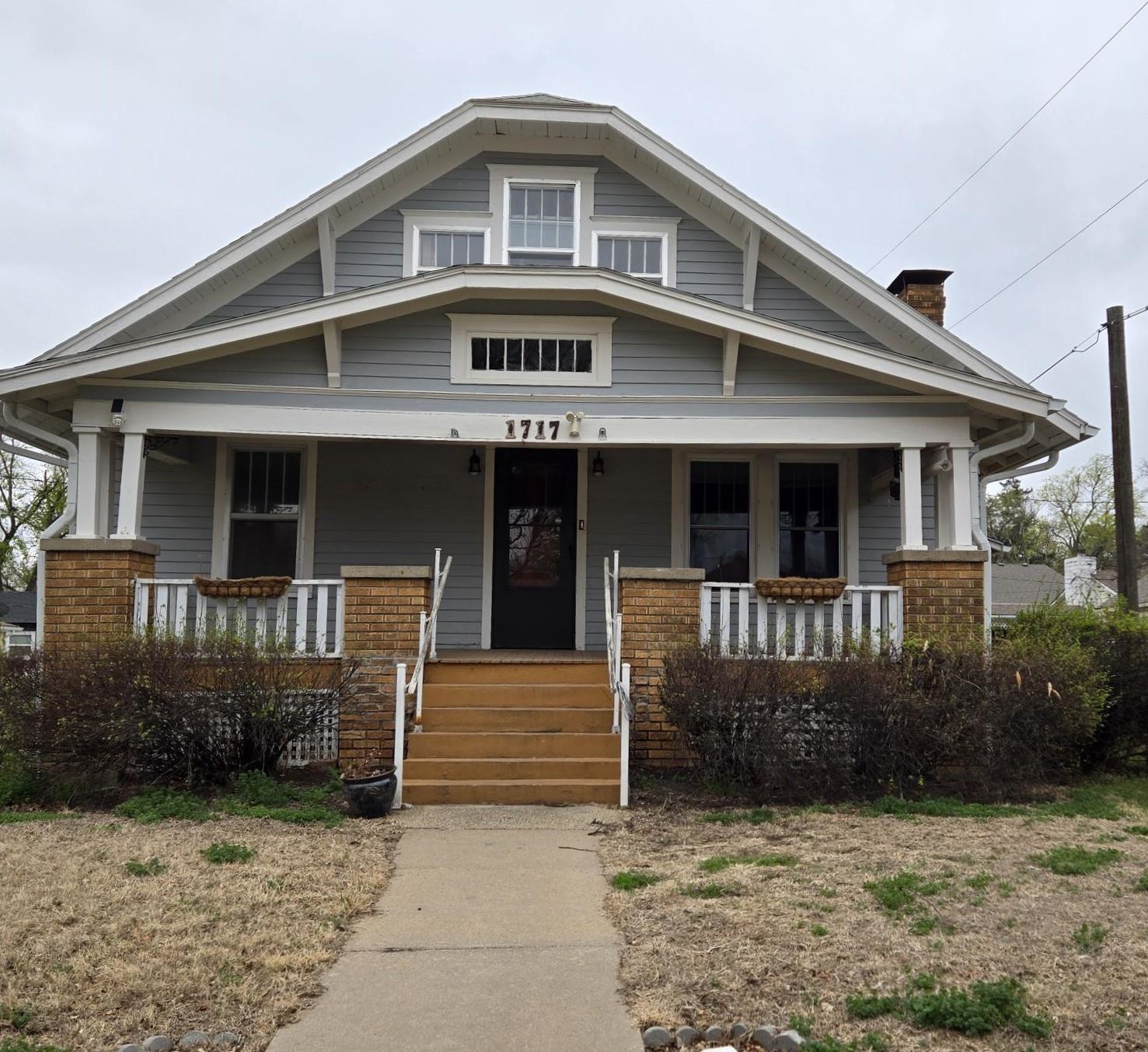 1717 Janes Ave Property Photo 1