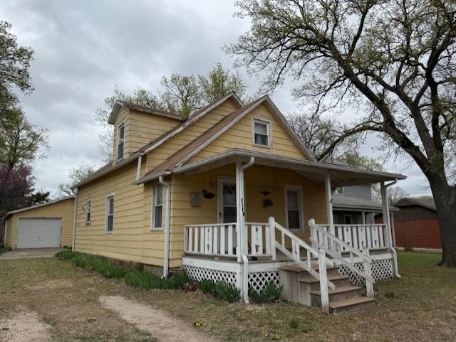1115 W Lincoln Ave Property Photo