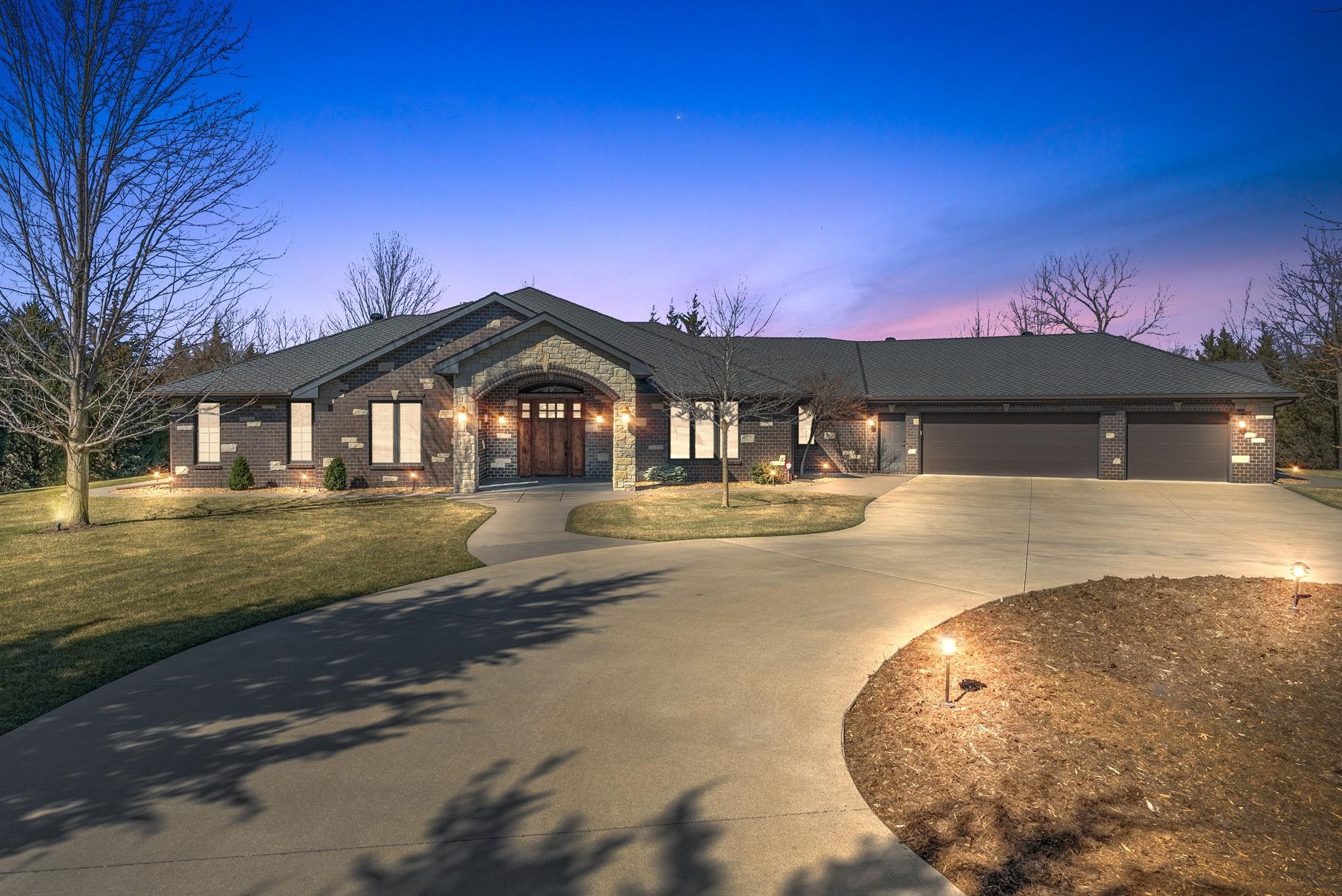 2601 Hawthorne Property Photo
