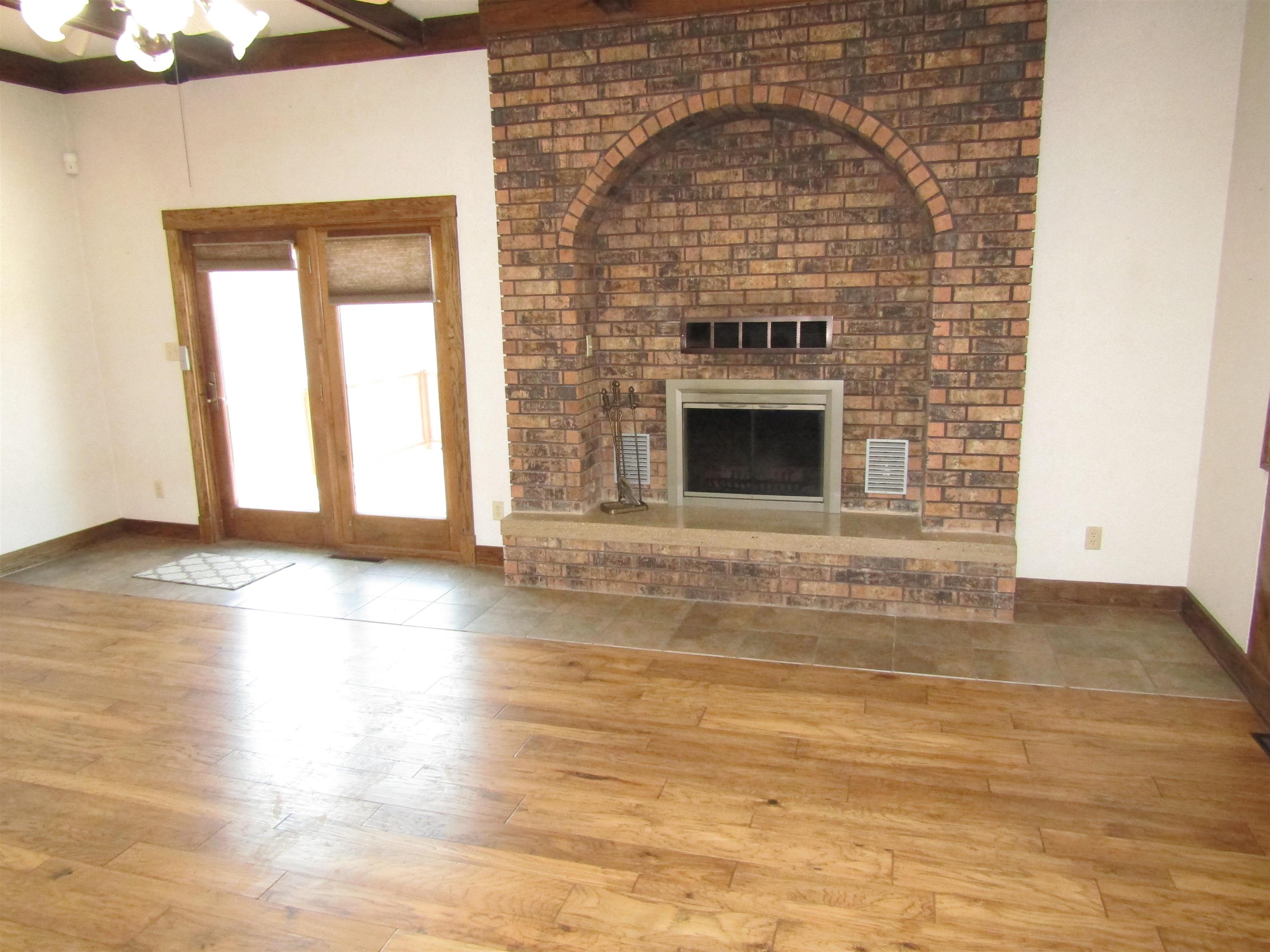 748 S 5th St Property Photo 23