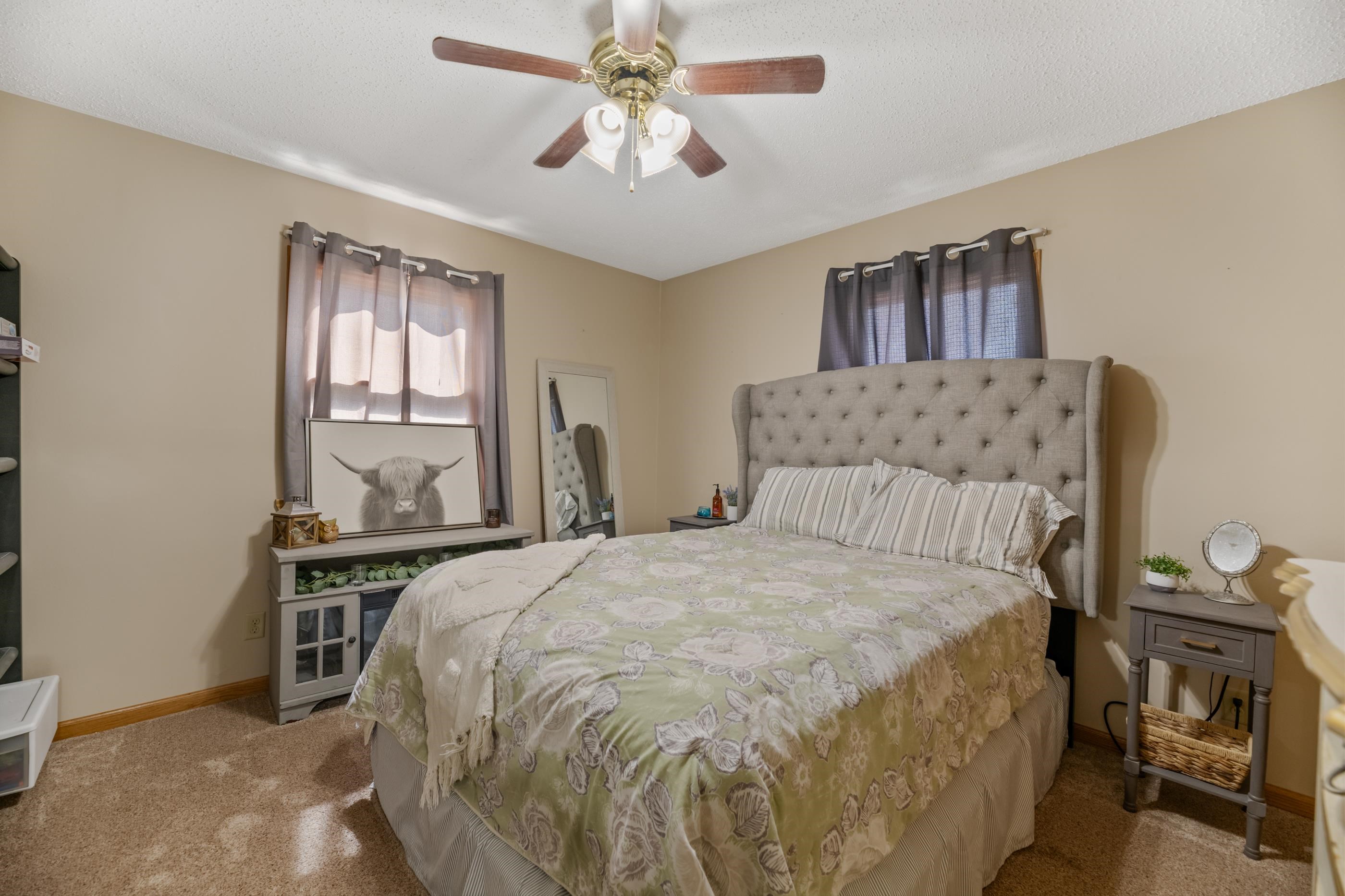 323 Jonathan St Property Photo 14
