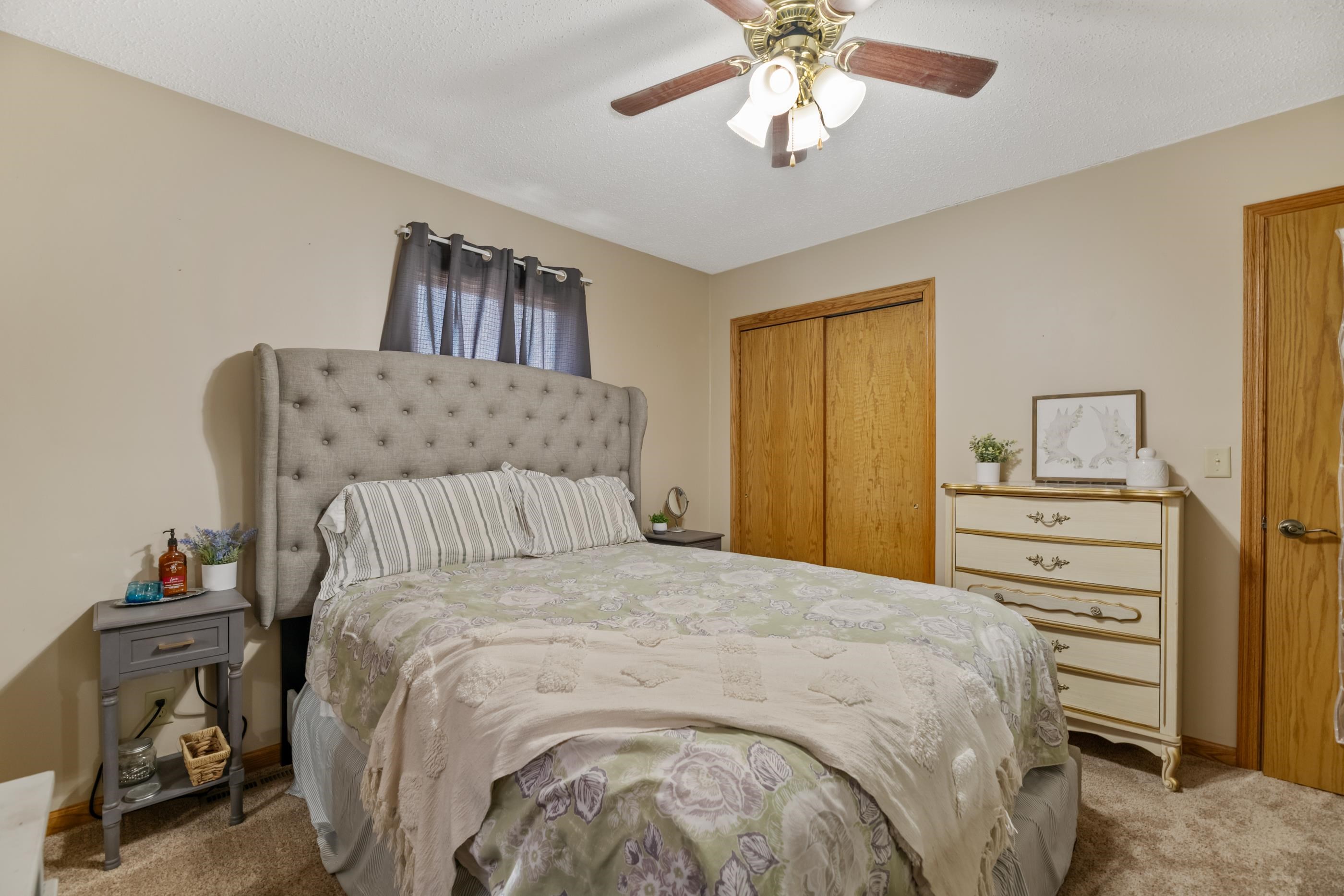 323 Jonathan St Property Photo 15