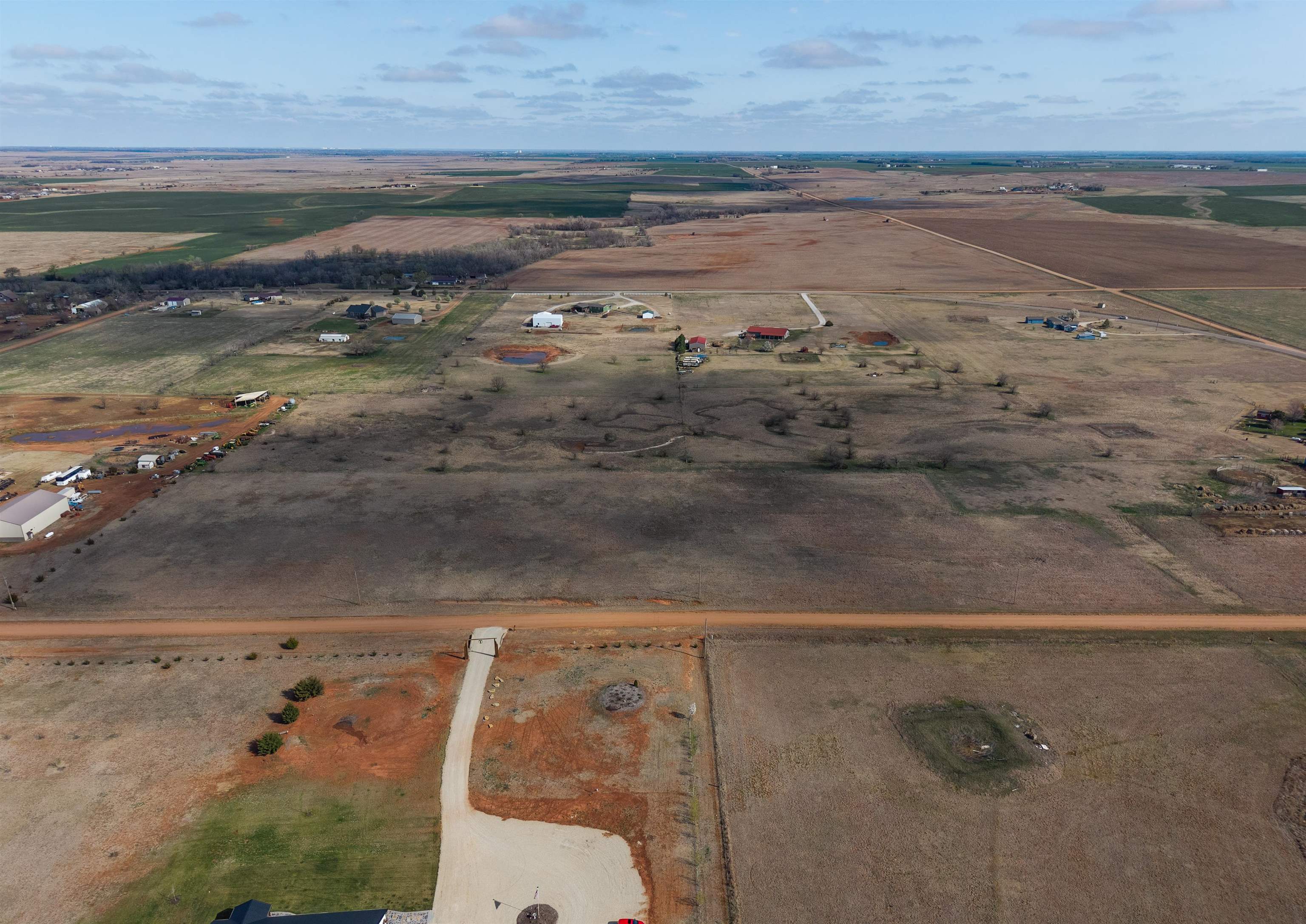 11108 Leonas Sunset Dr Property Photo 3