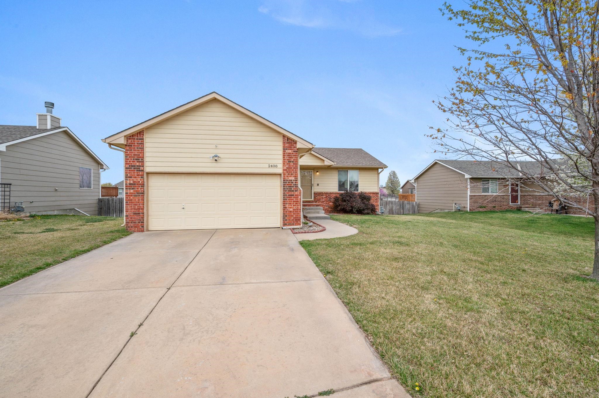 2408 E Casey Property Photo