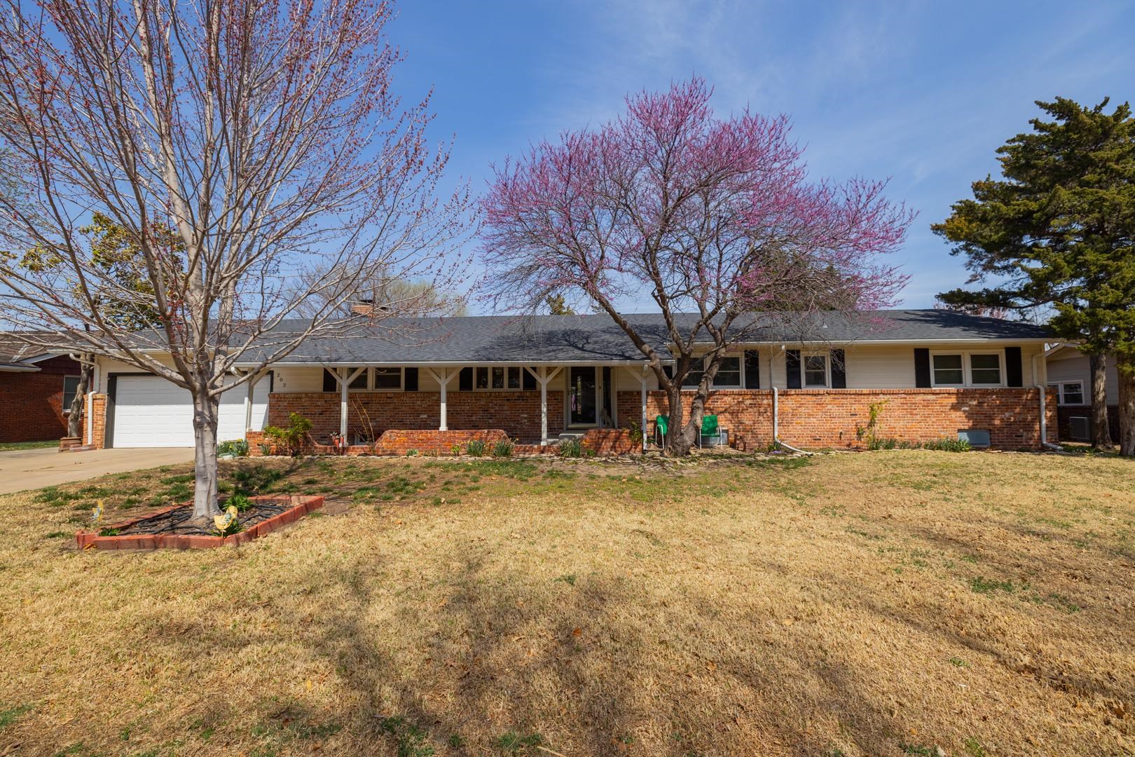 202 S Bonnie Brae Property Photo