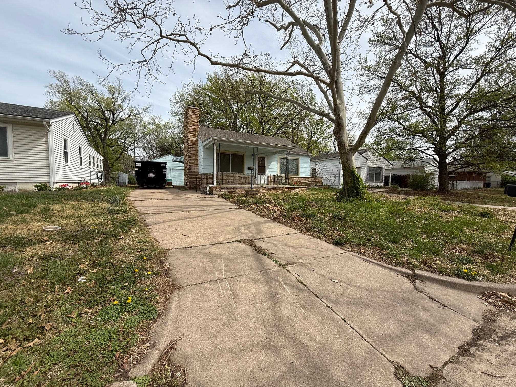 826 S Fountain Property Photo