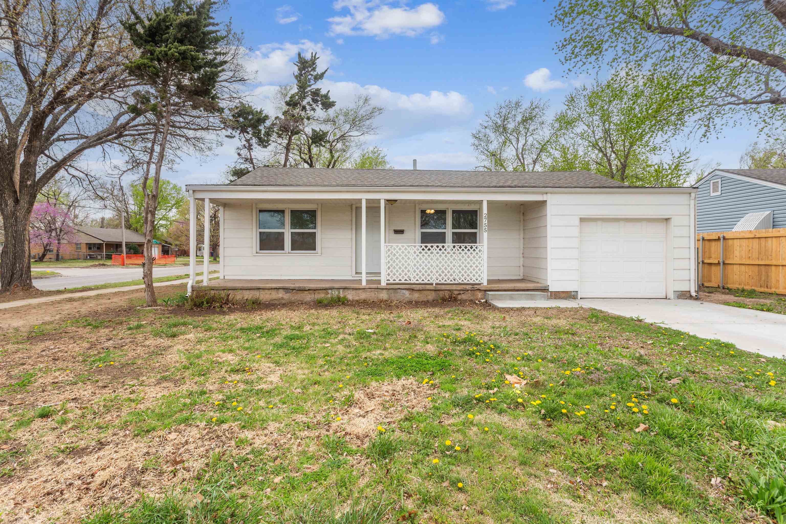 2755 S Greenwood Property Photo