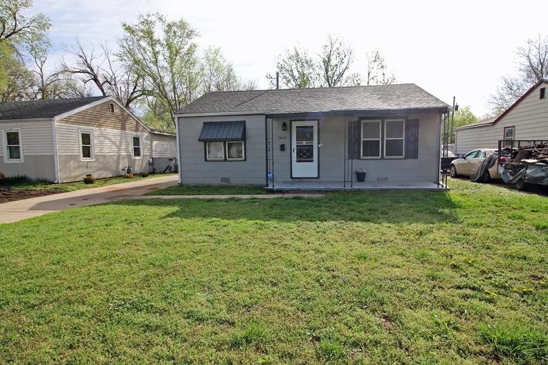 1842 N Minneapolis St Property Photo 1
