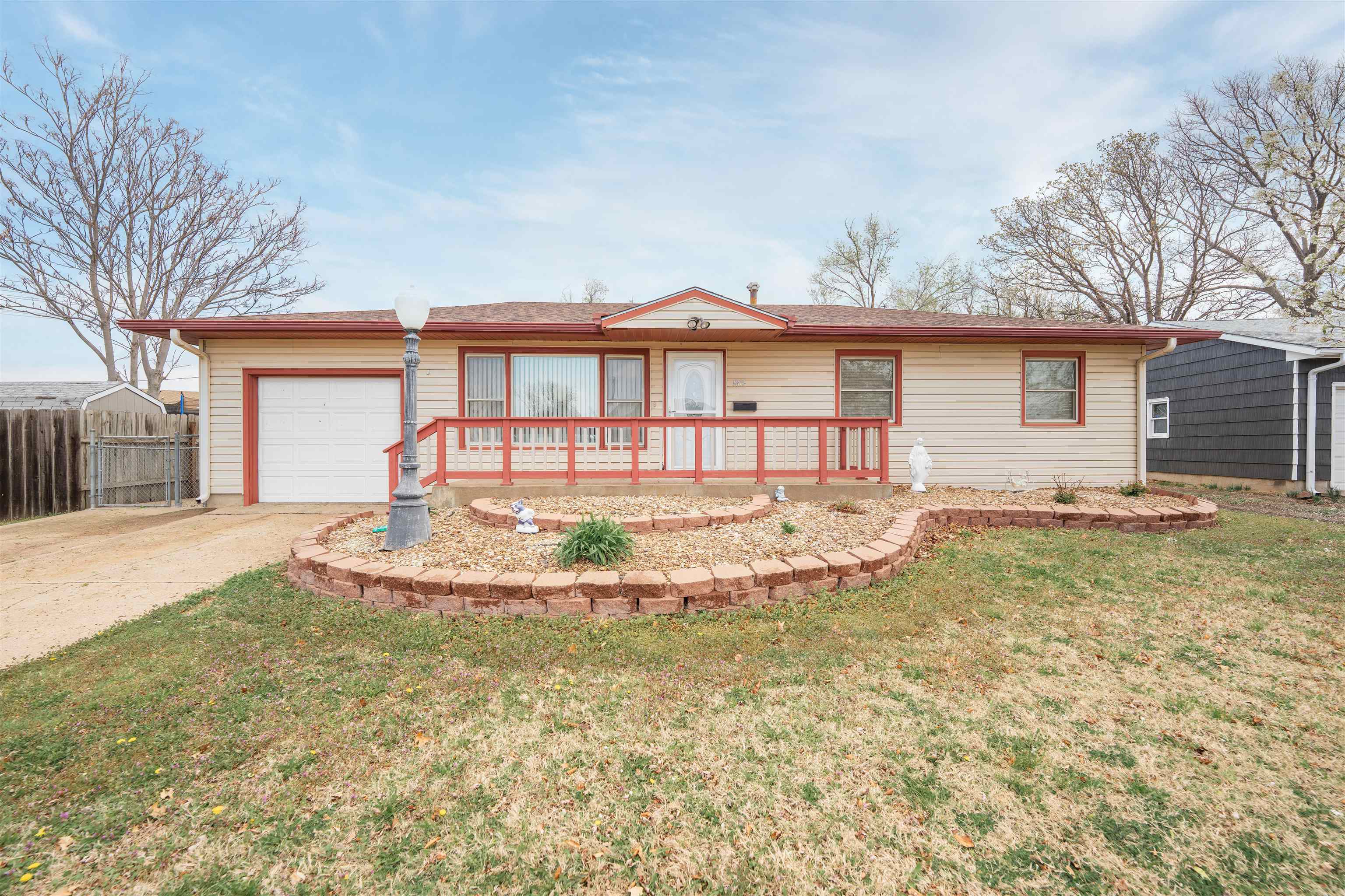 1815 Page Ave Property Photo