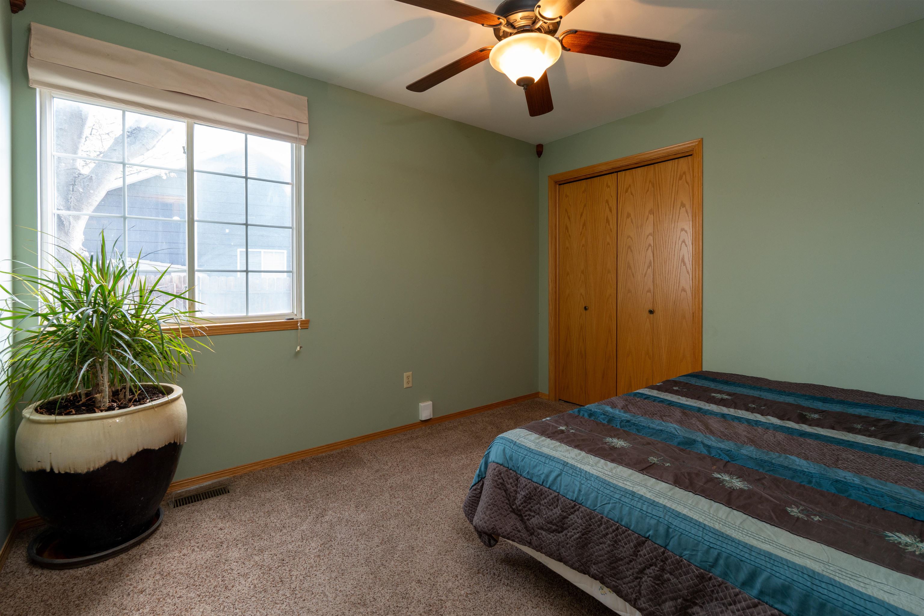 8410 W Aberdeen Cir Property Photo 12