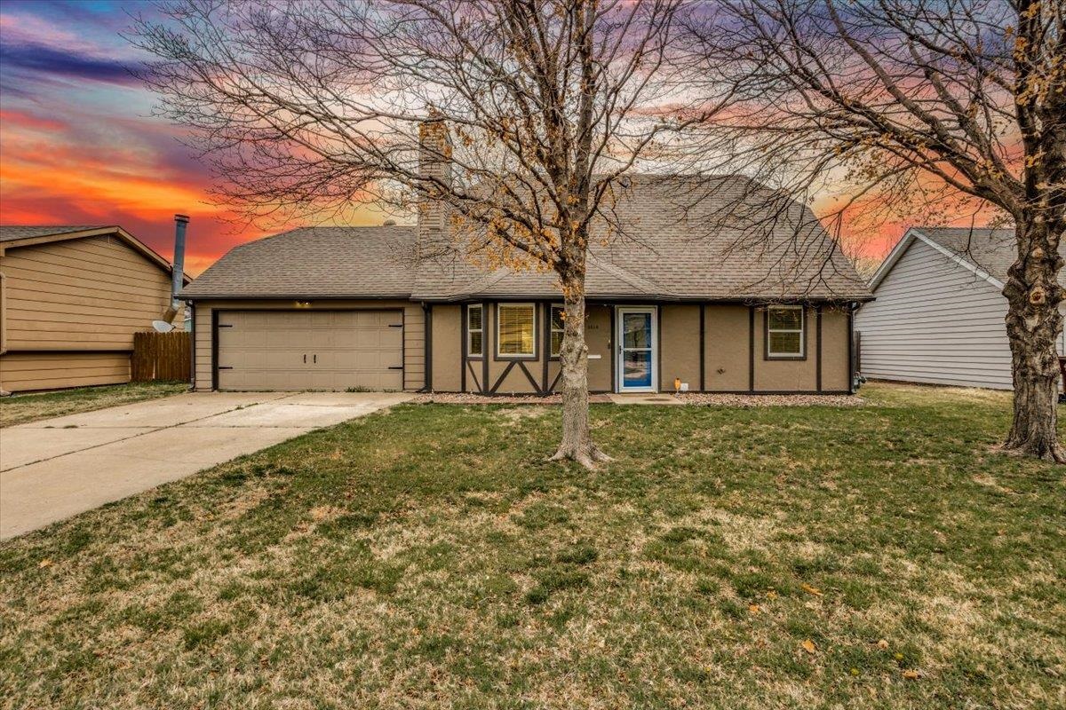 3018 S Edwards Property Photo