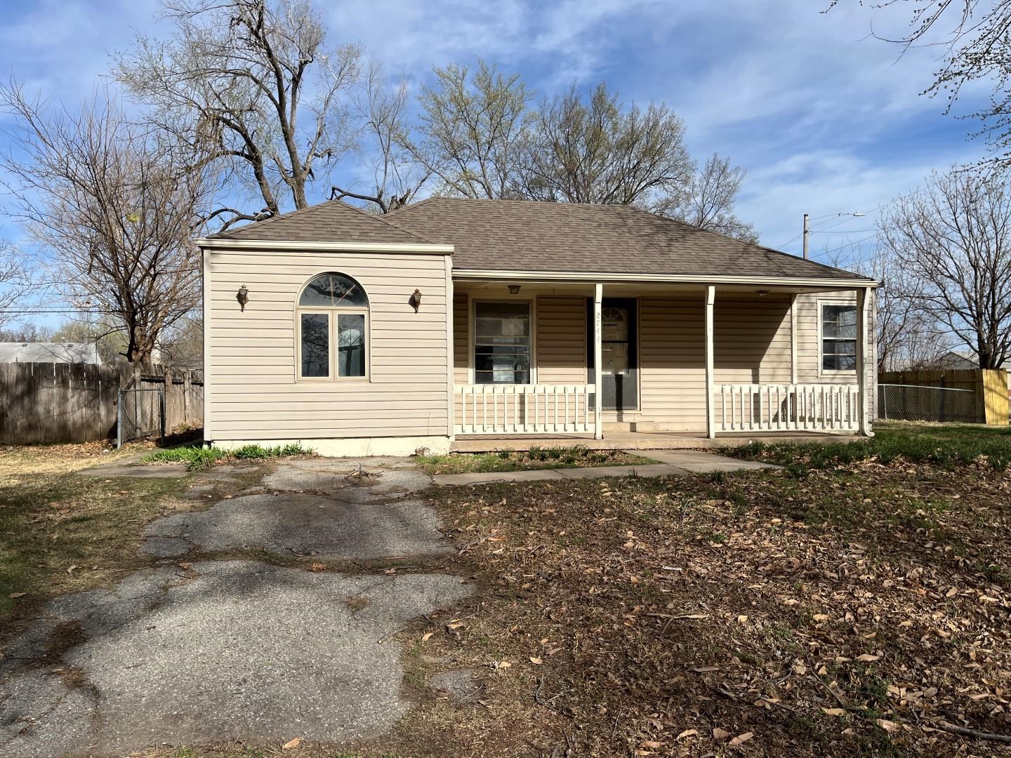 2744 S Rose Marie Ct Property Photo