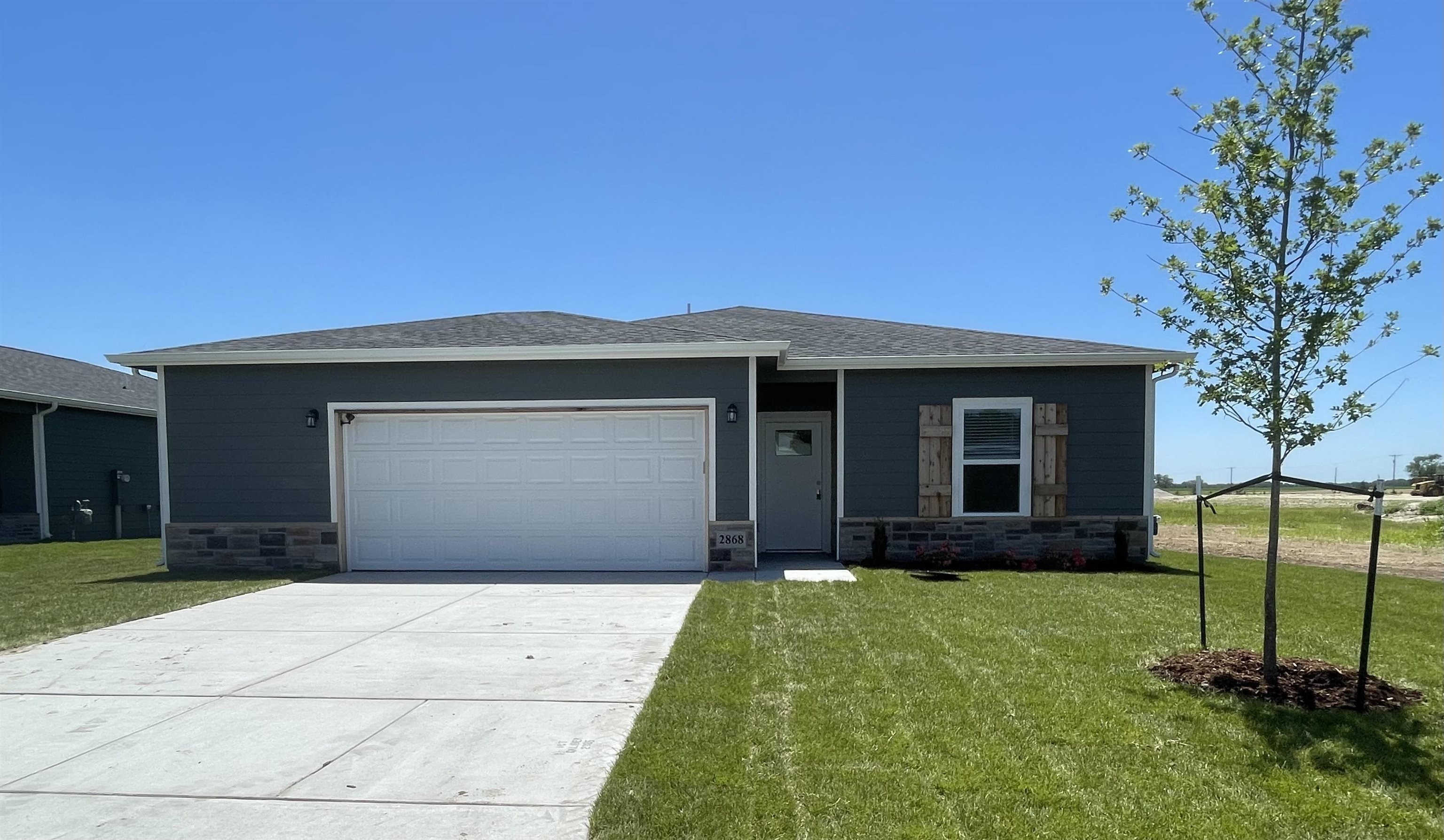 2868 S Maize Ct Property Photo