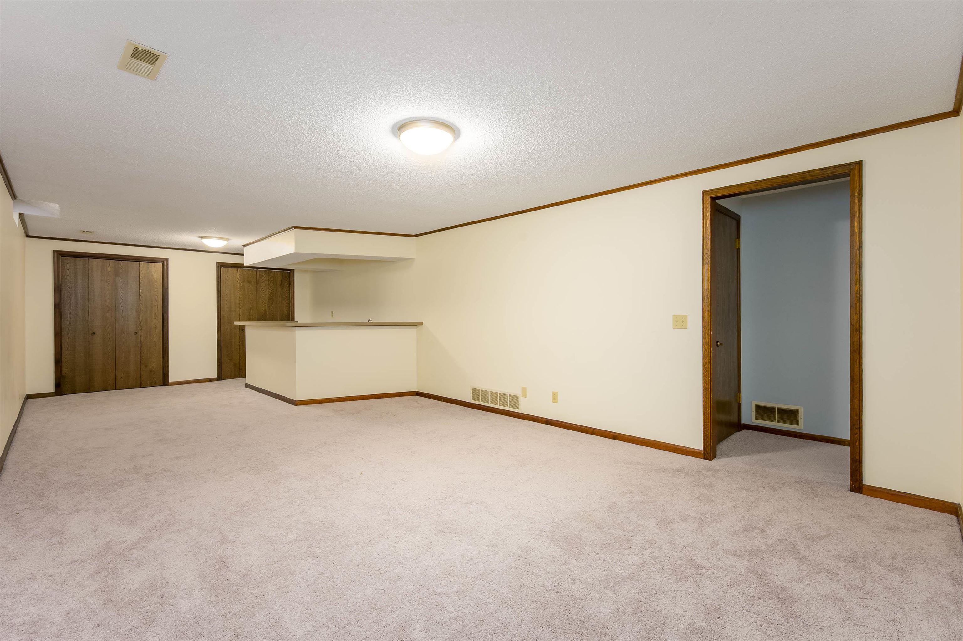 1504 N Amarado St Property Photo 20