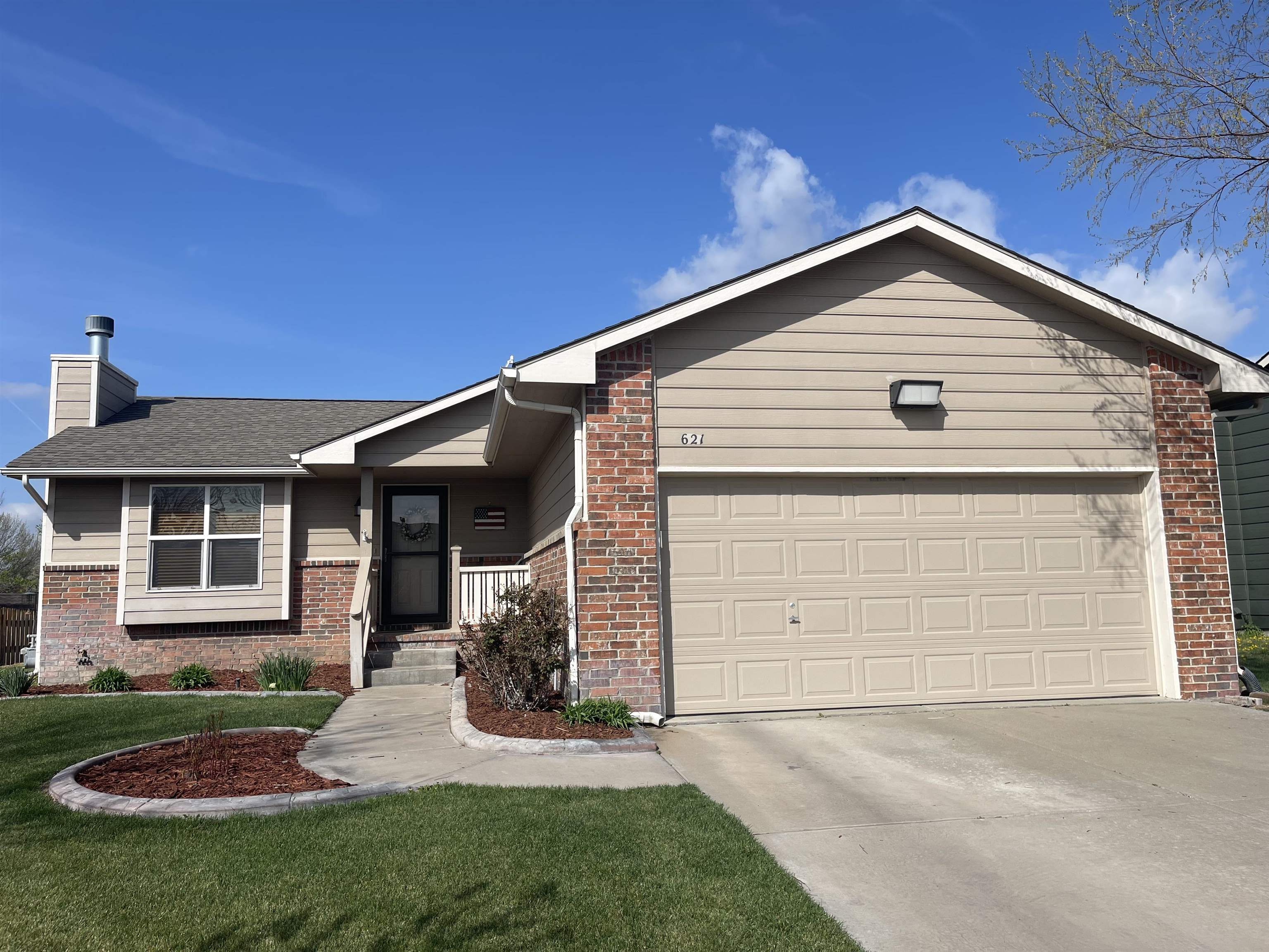 621 S Stoneridge St Property Photo