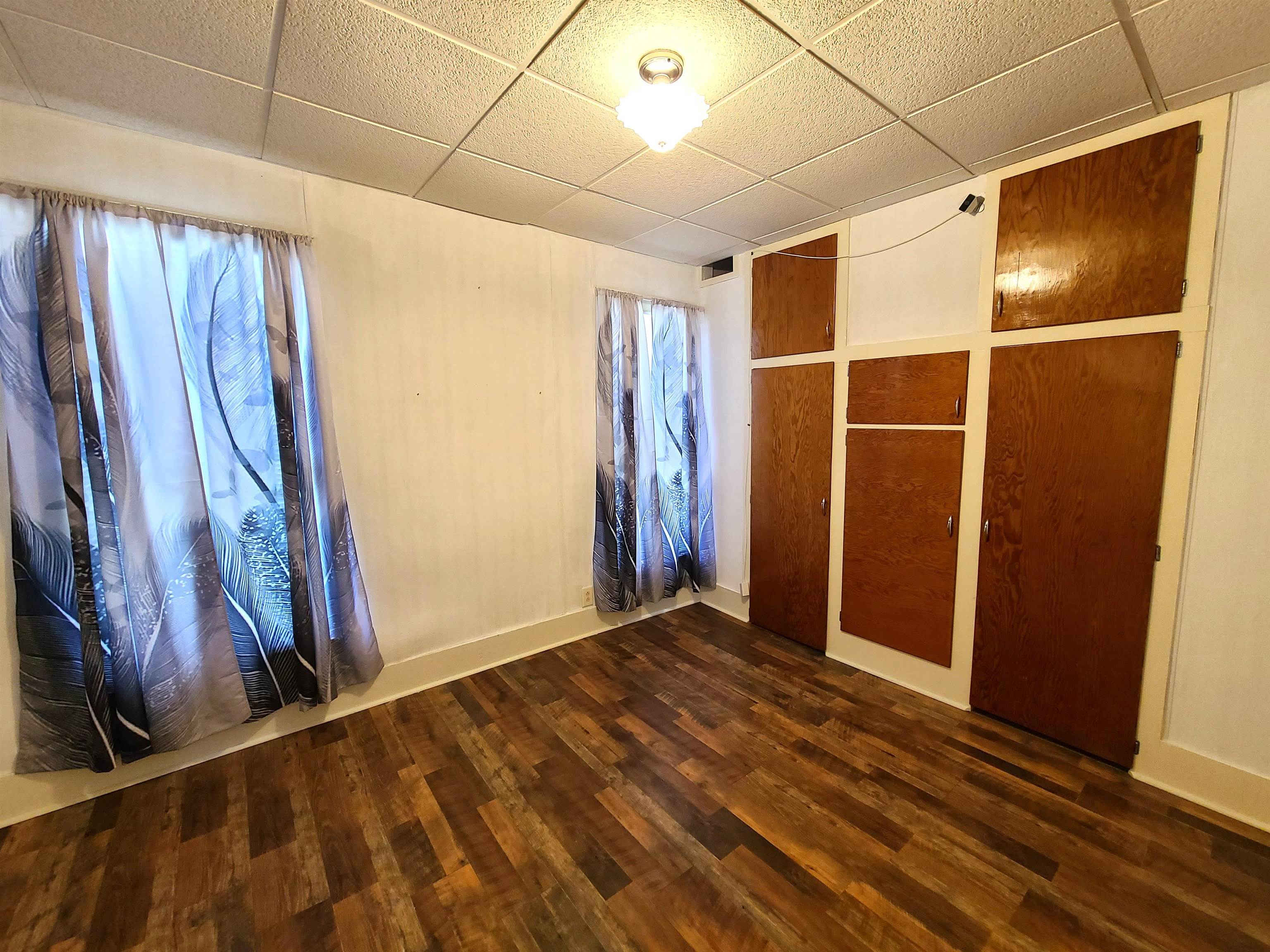 109 N Walton St Property Photo 10